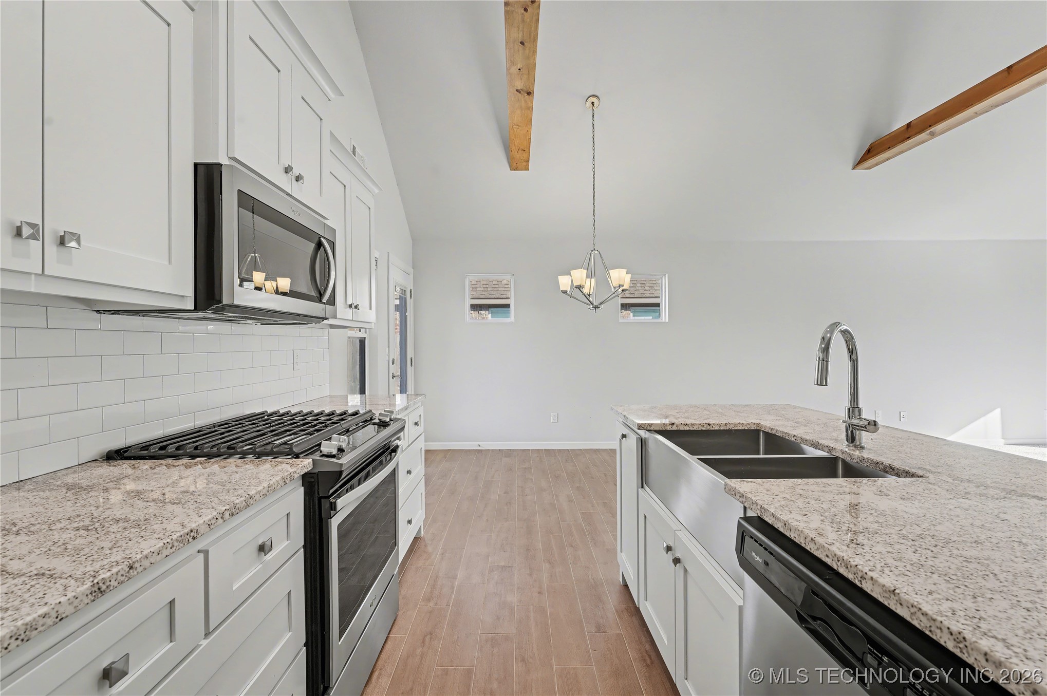 22613 E 102nd Street S Property Photo 13