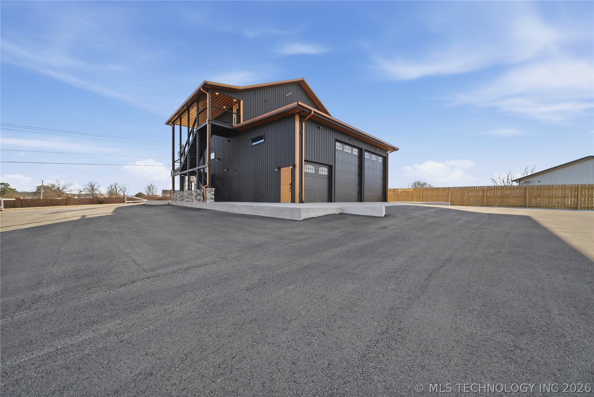 451070 E 320 Road Property Photo 7