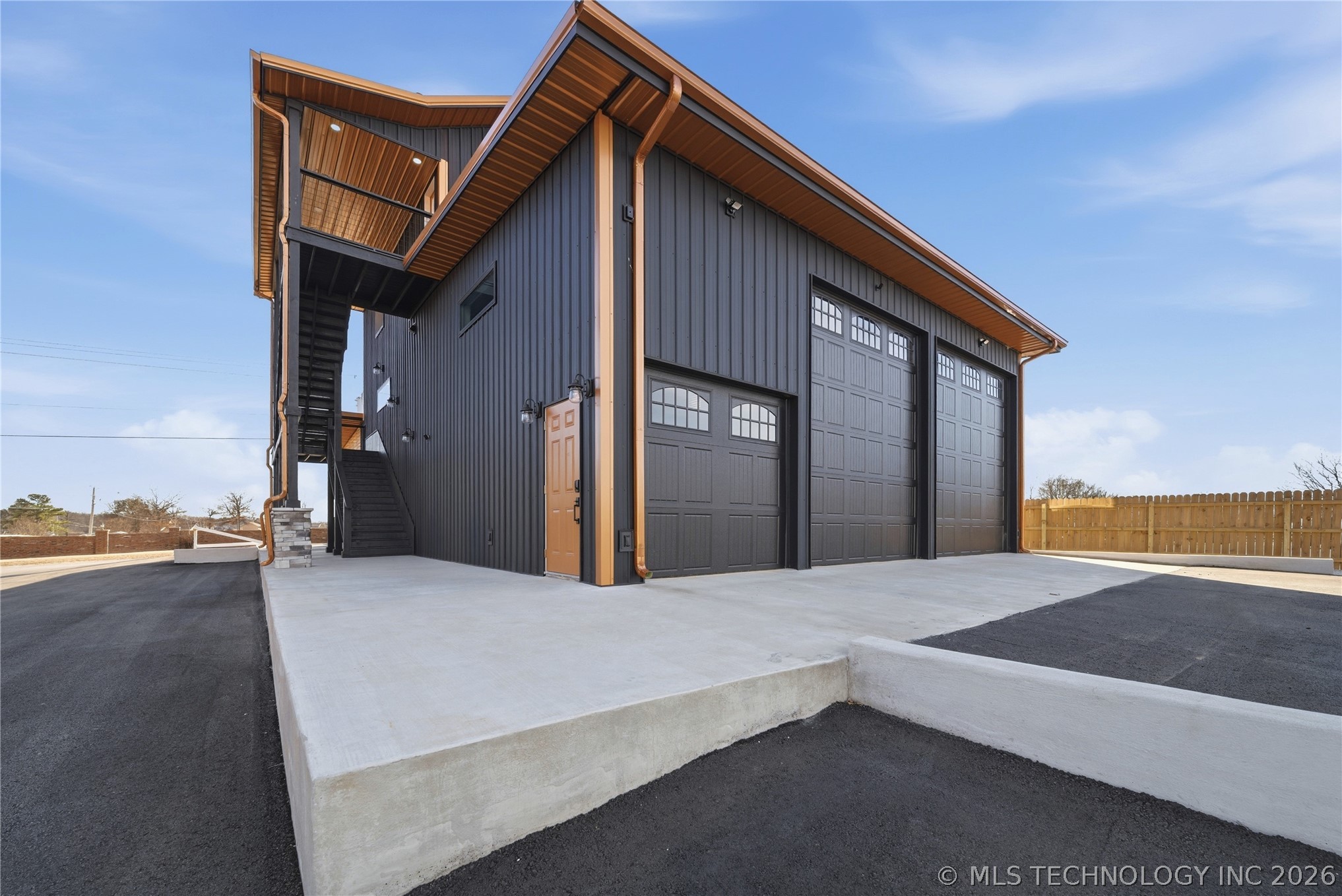 451070 E 320 Road Property Photo 8