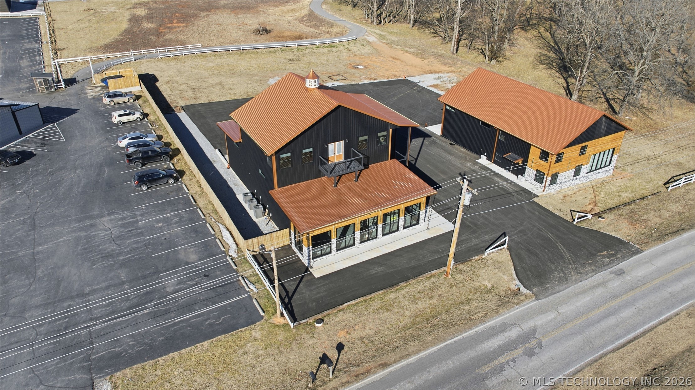 451070 E 320 Road Property Photo 13