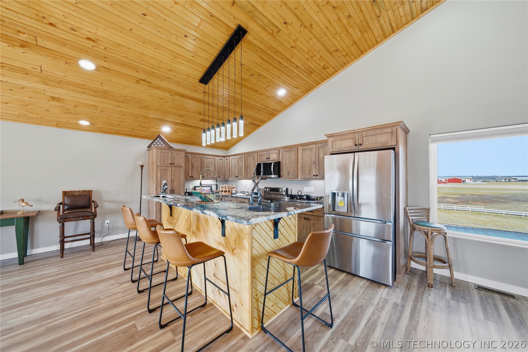 451070 E 320 Road Property Photo 24