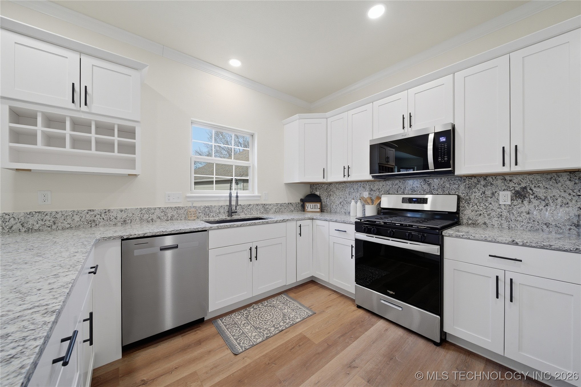 11410 S Mulberry Circle Property Photo 11