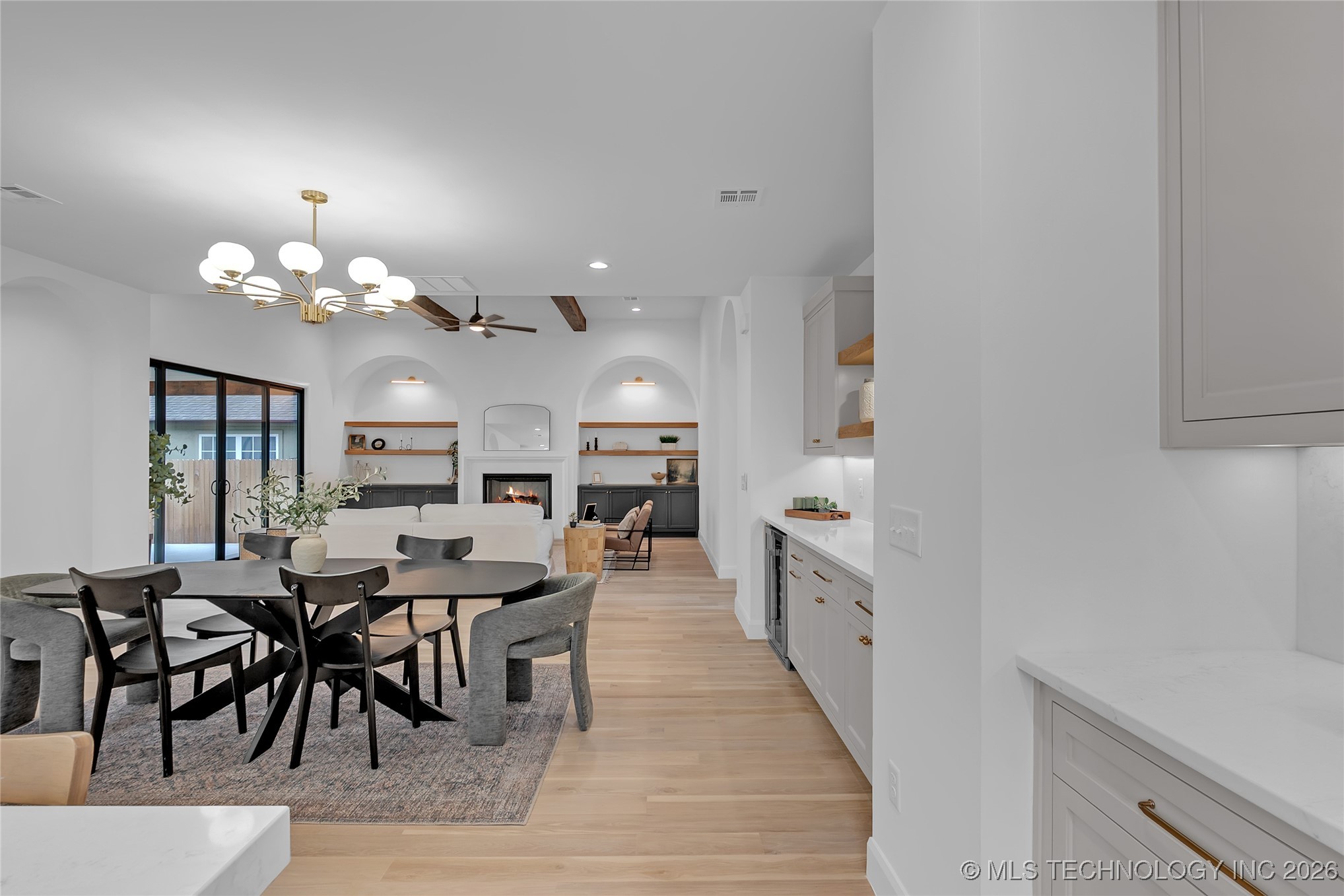 515 W El Paso Street Property Photo 55