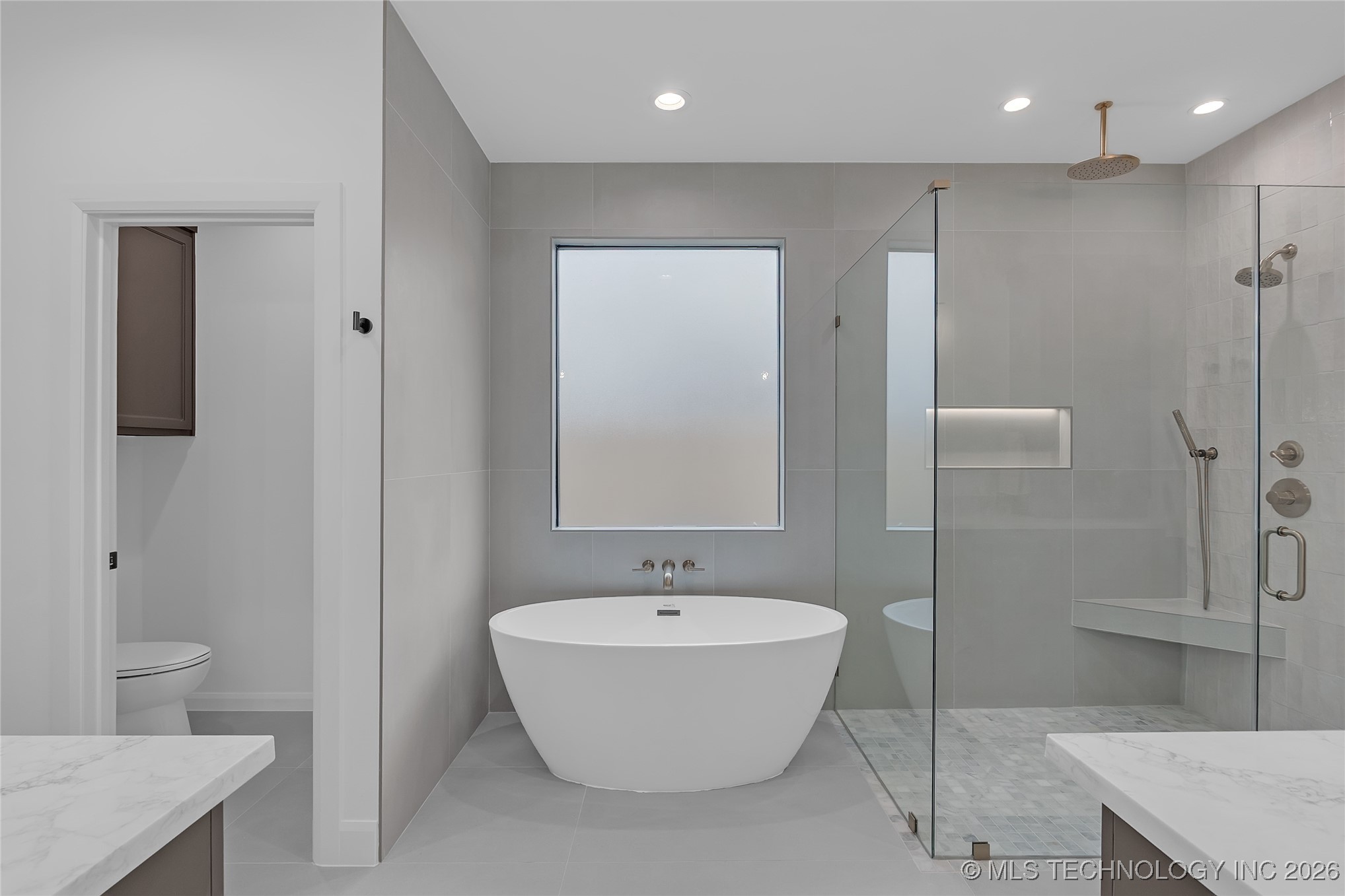 515 W El Paso Street Property Photo 64