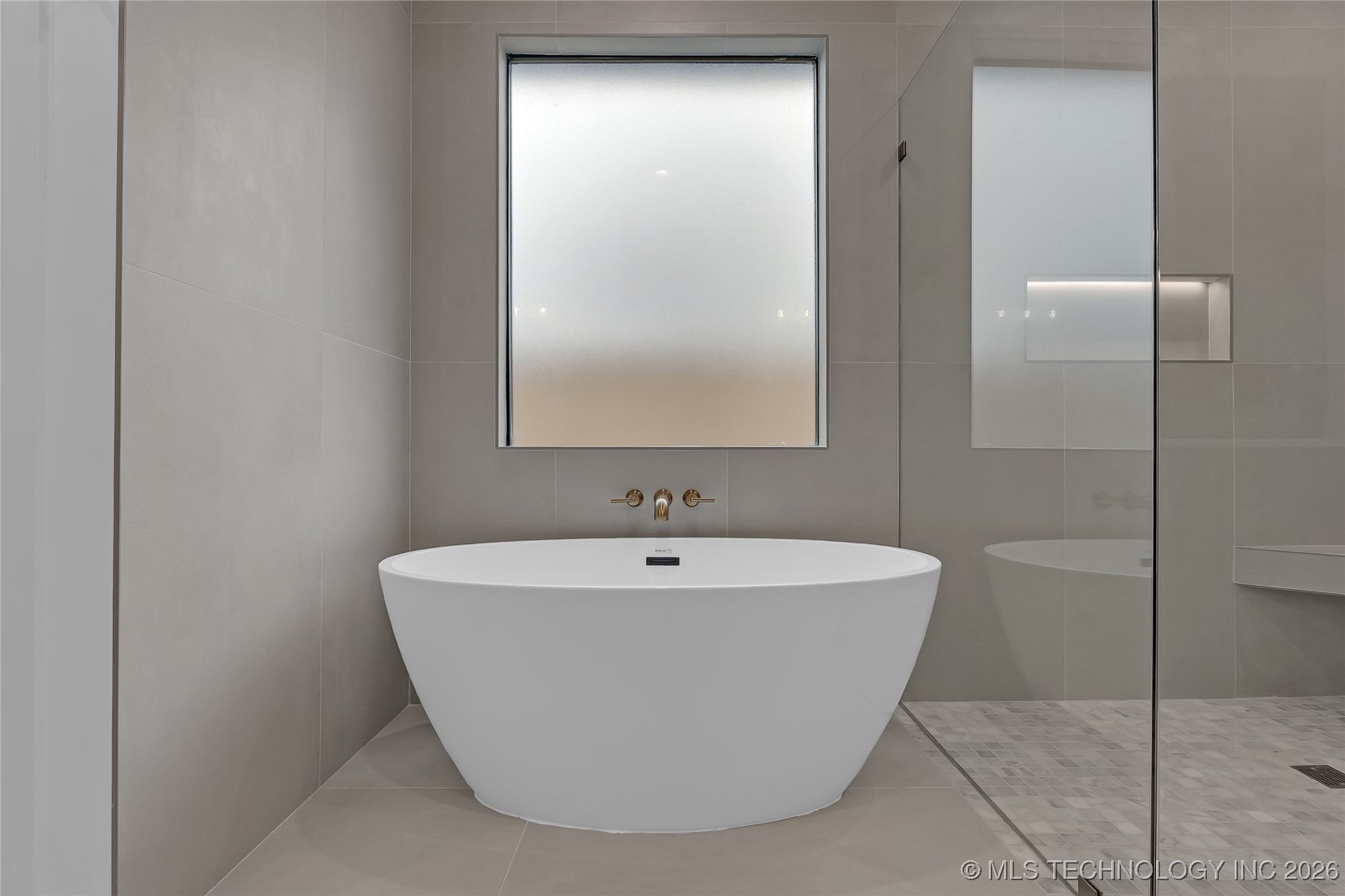 515 W El Paso Street Property Photo 67