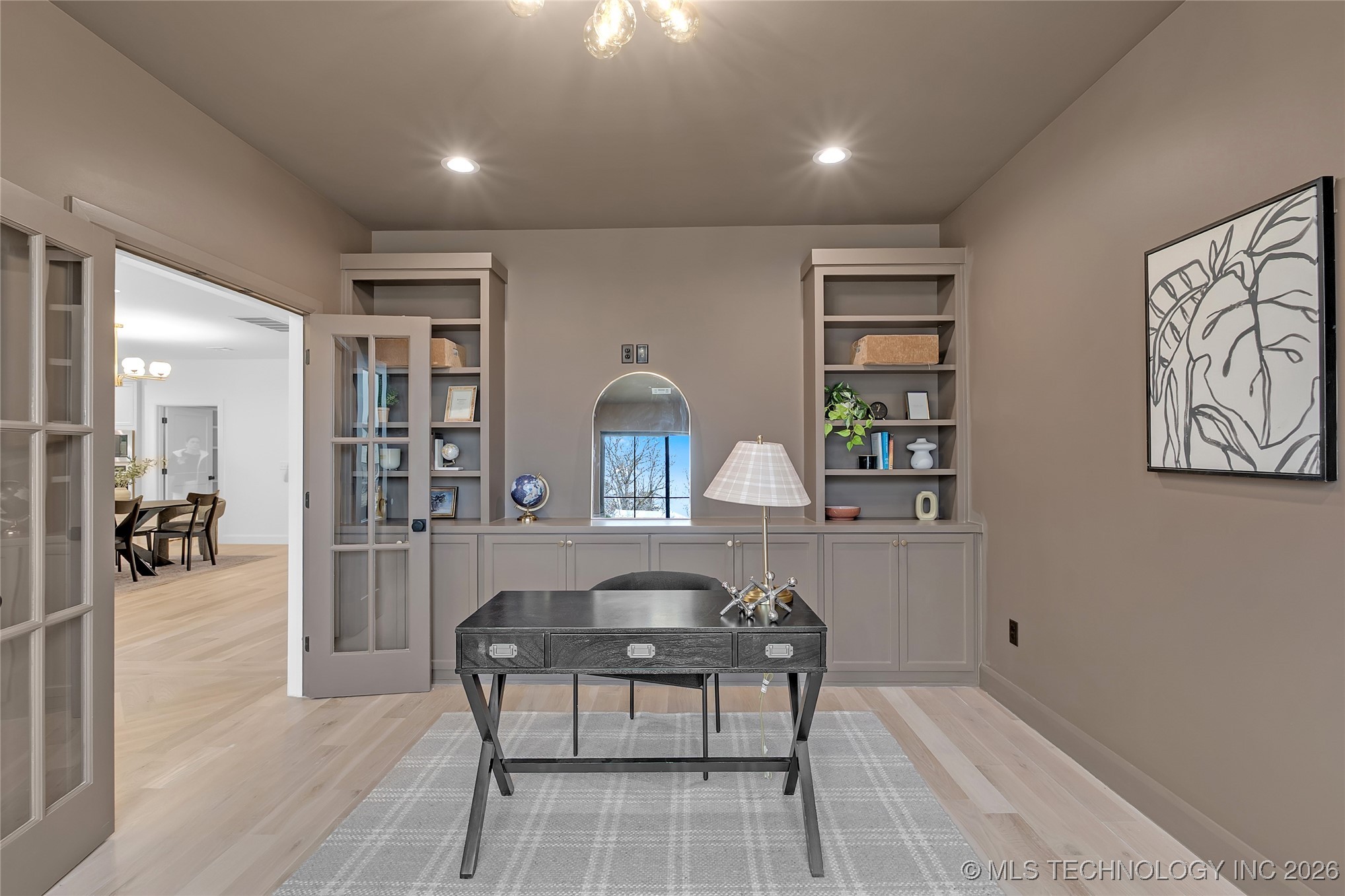 515 W El Paso Street Property Photo 75