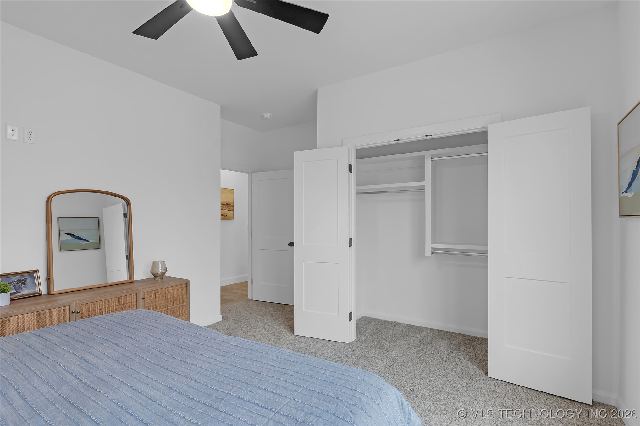 515 W El Paso Street Property Photo 78