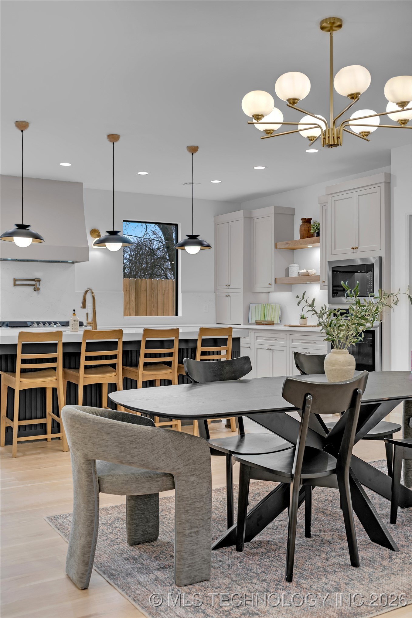 515 W El Paso Street Property Photo 92