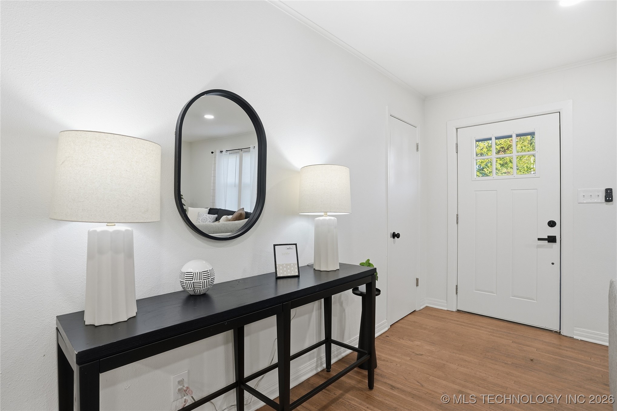 1416 E 50th Street Property Photo 8