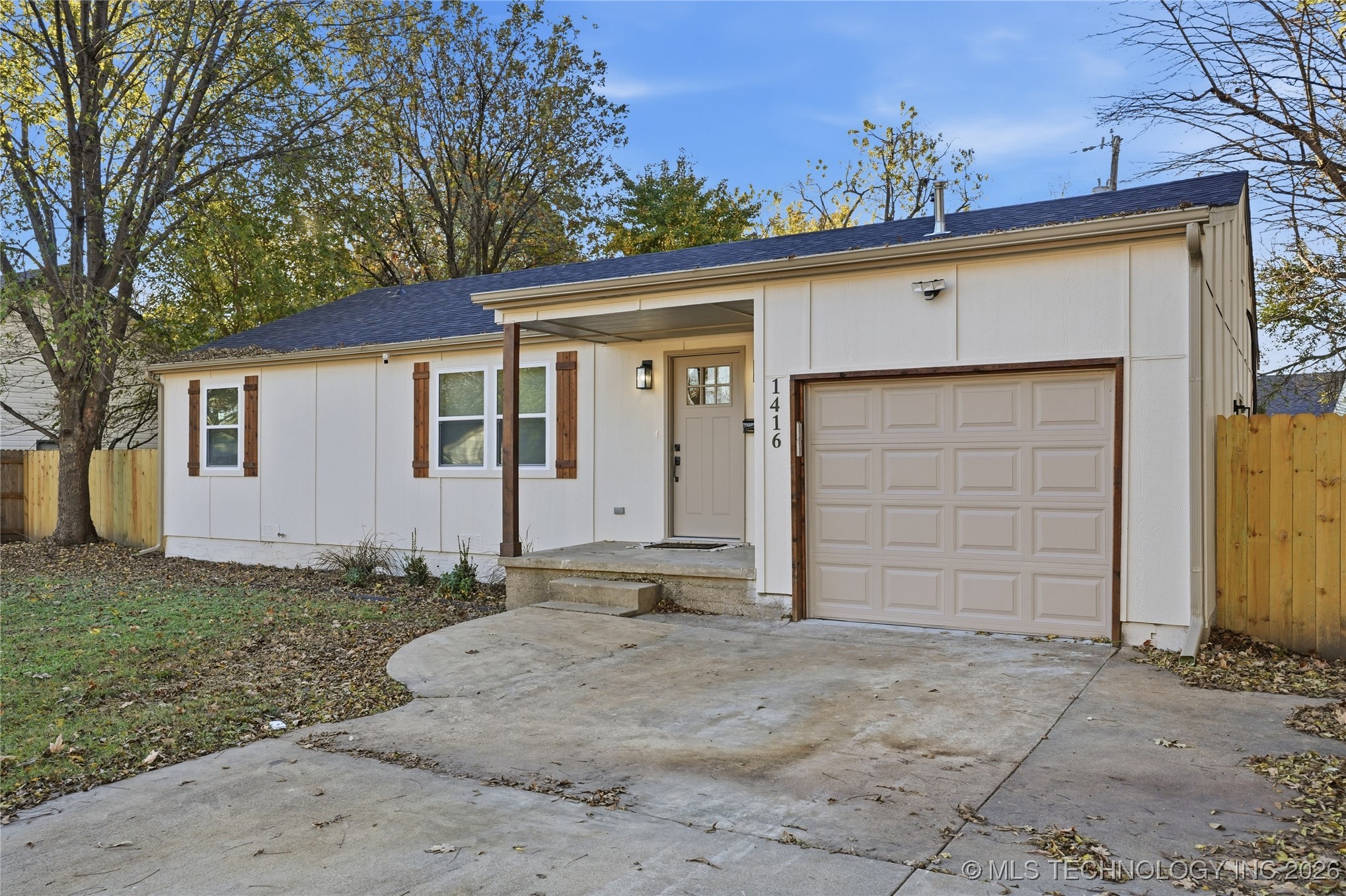 1416 E 50th Street Property Photo 14