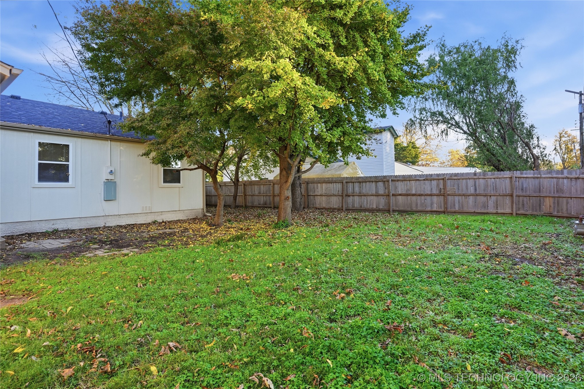 1416 E 50th Street Property Photo 65