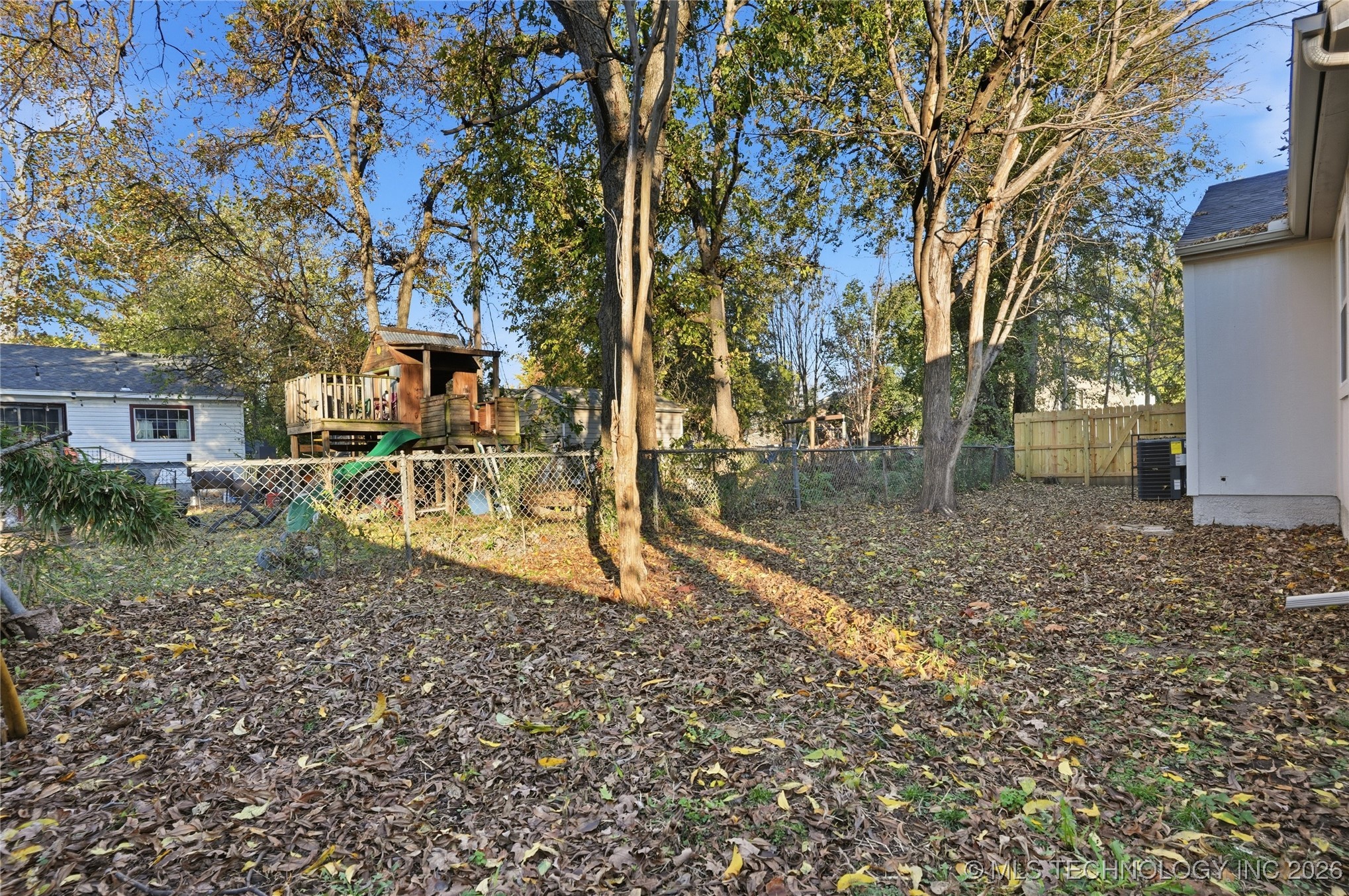 1416 E 50th Street Property Photo 66