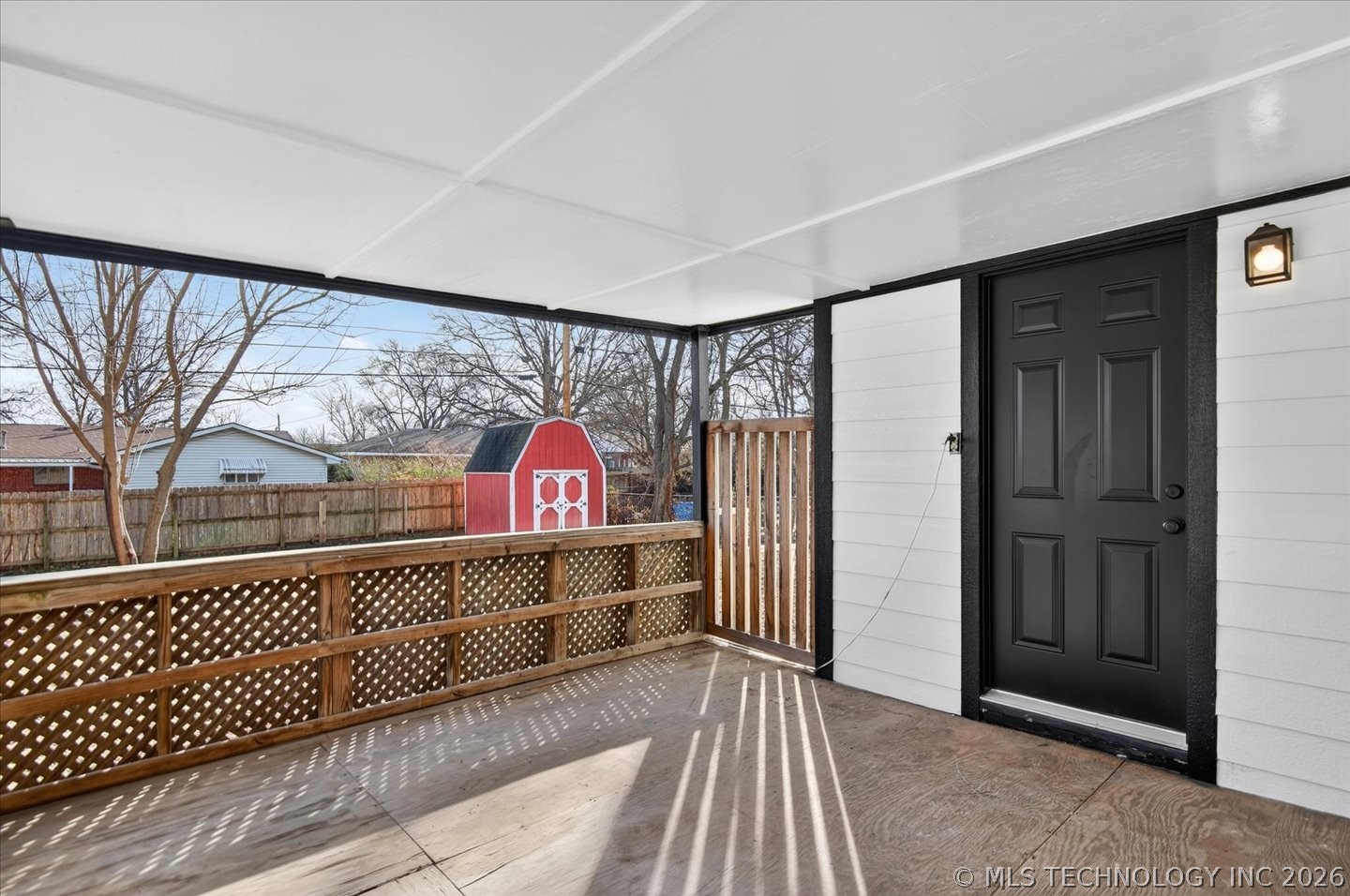 616 Se Greystone Avenue Property Photo 22