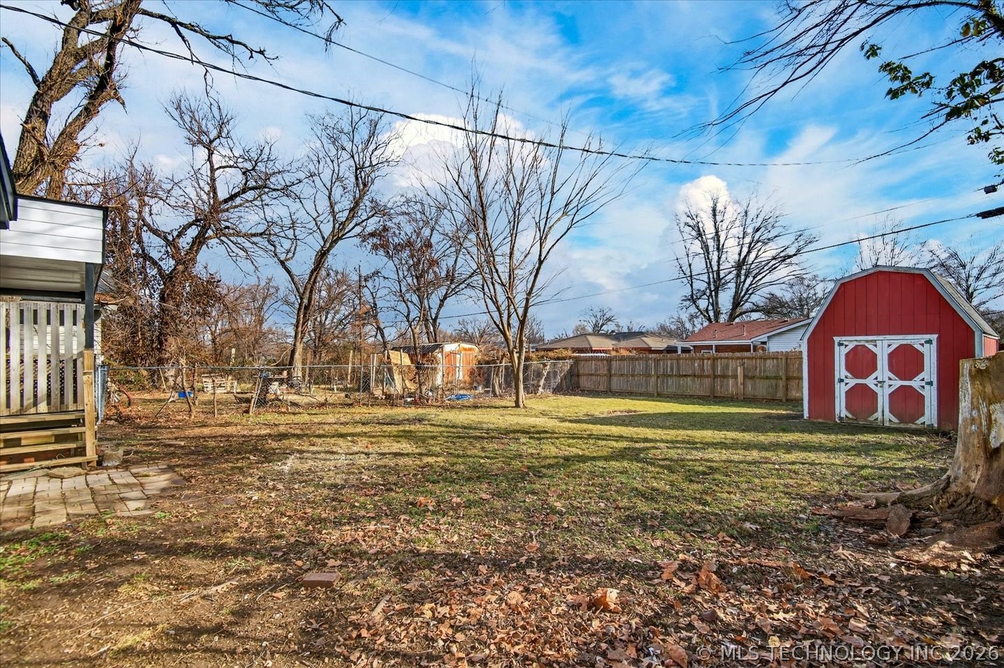 616 Se Greystone Avenue Property Photo 23