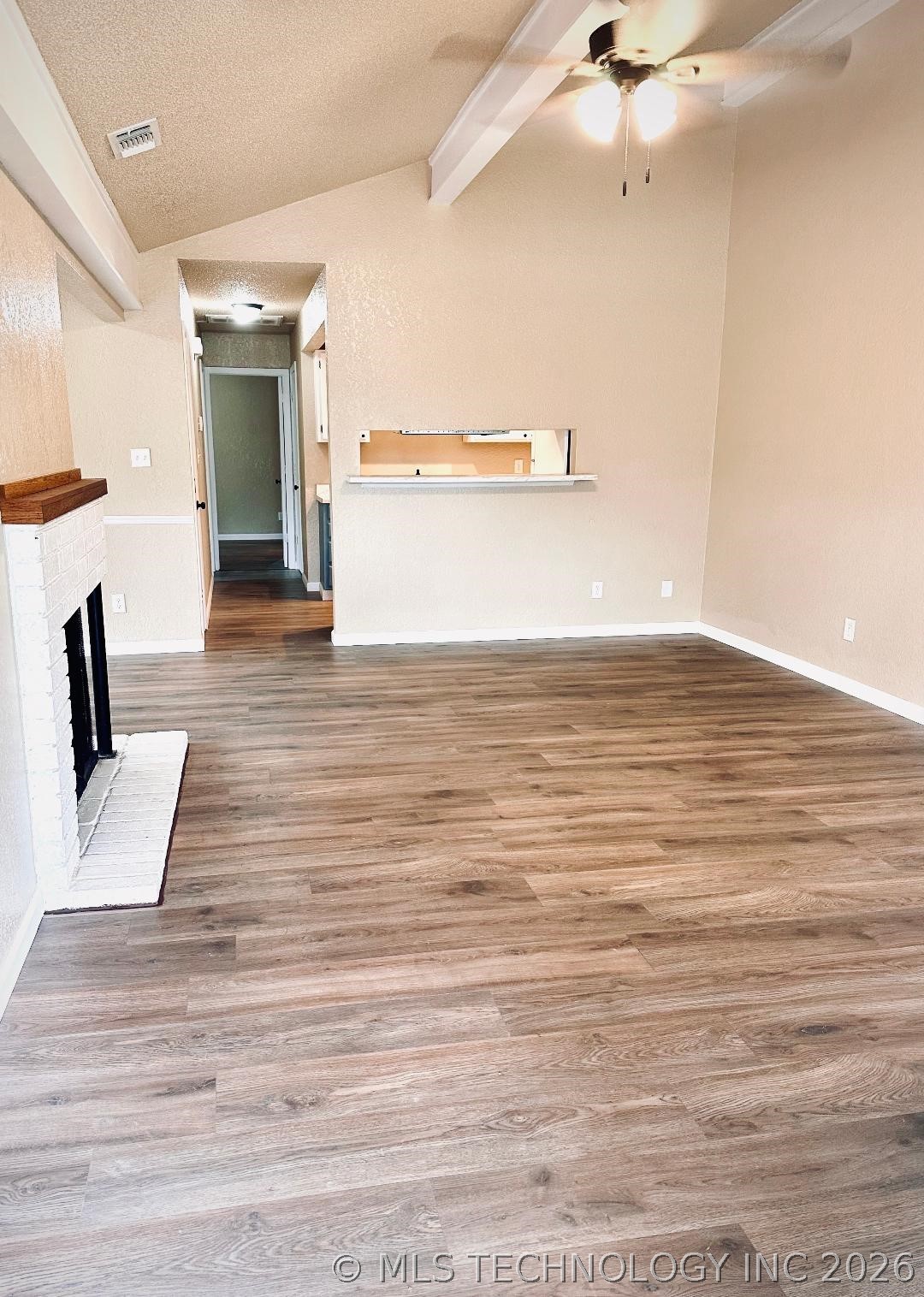 10928 E 16th Street Property Photo 4