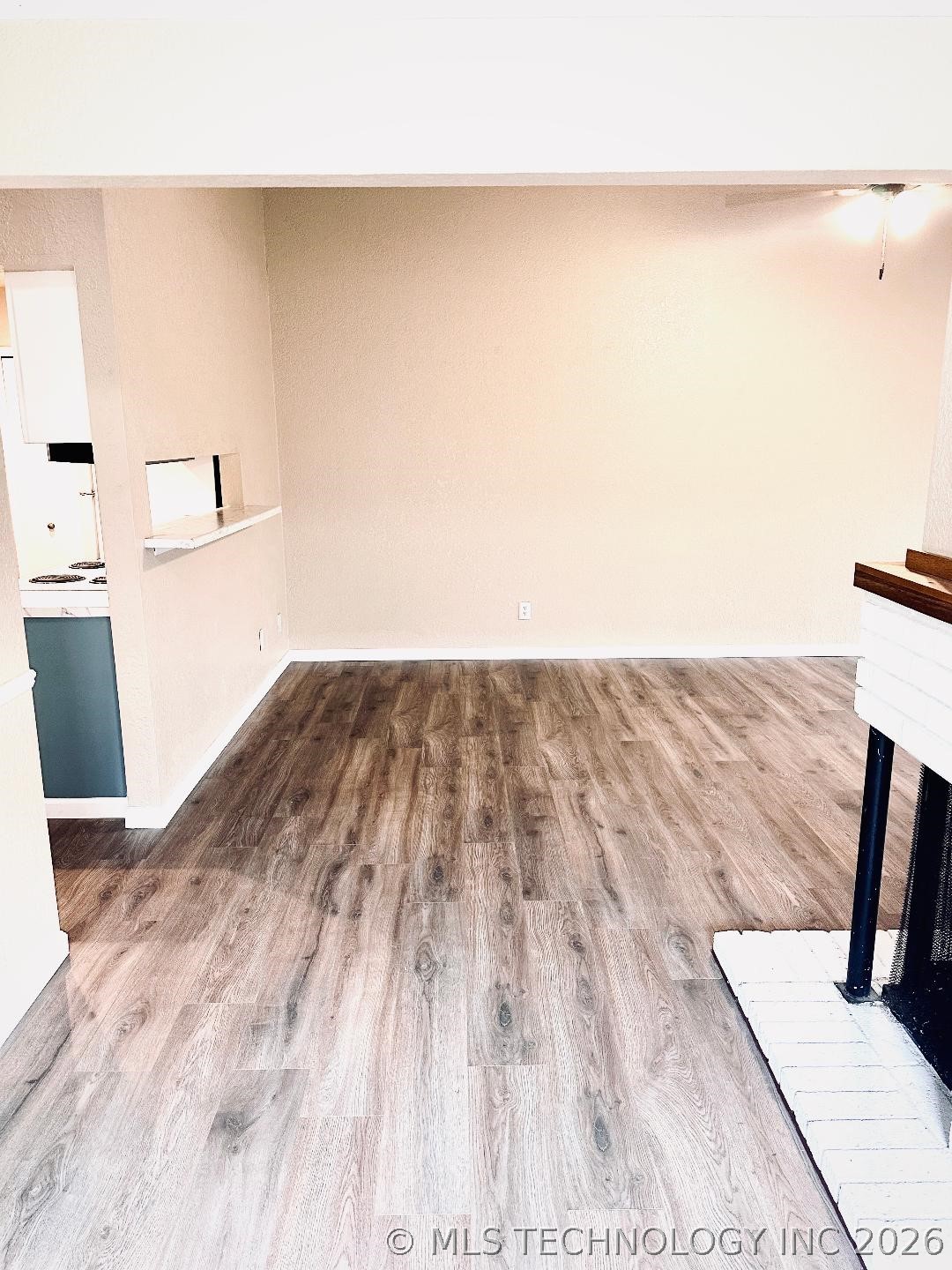 10928 E 16th Street Property Photo 8