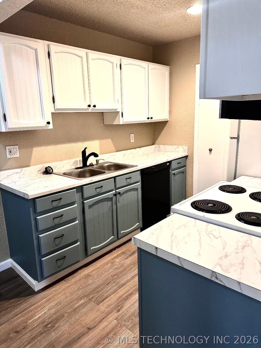 10928 E 16th Street Property Photo 9