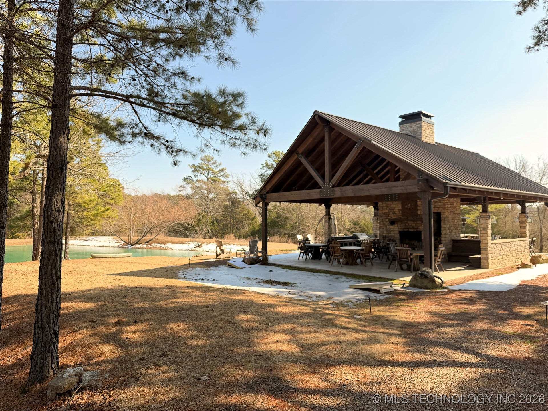 Mountain View Drive Property Photo 6