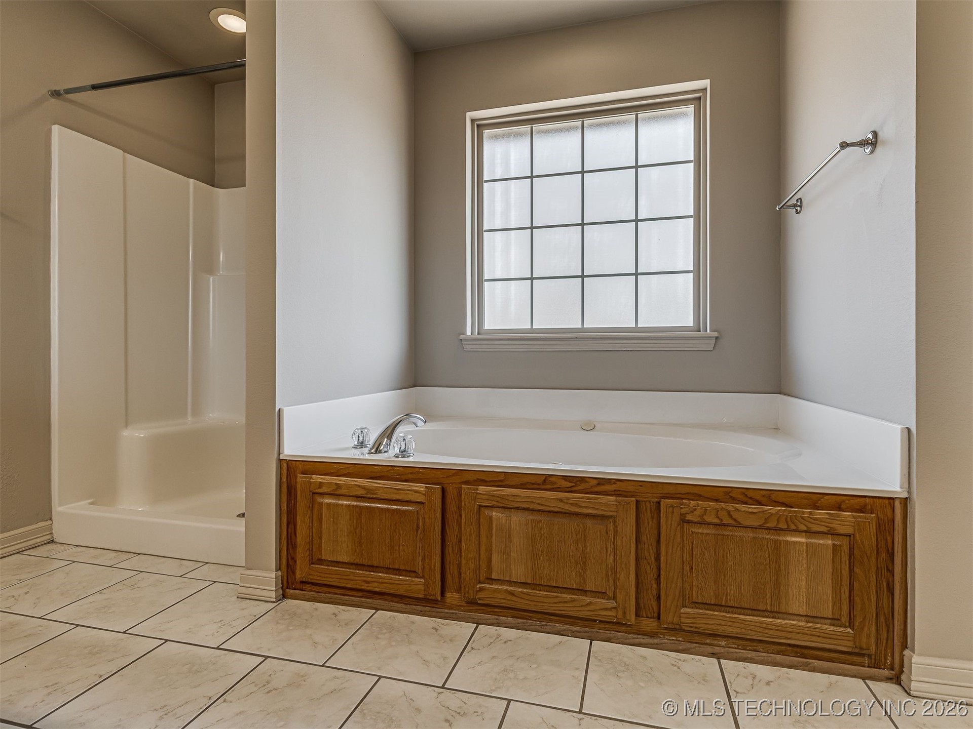 14921 Jordan Court Property Photo 23