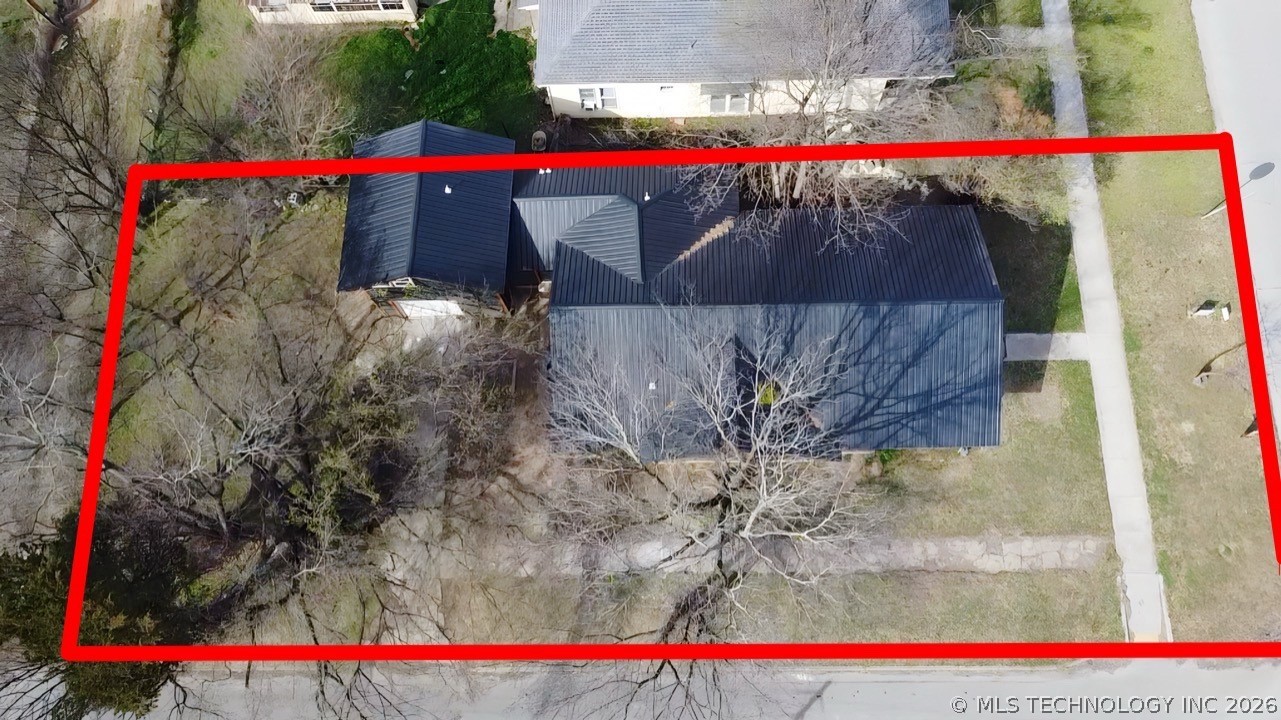 800 N Okmulgee Avenue Property Photo 2