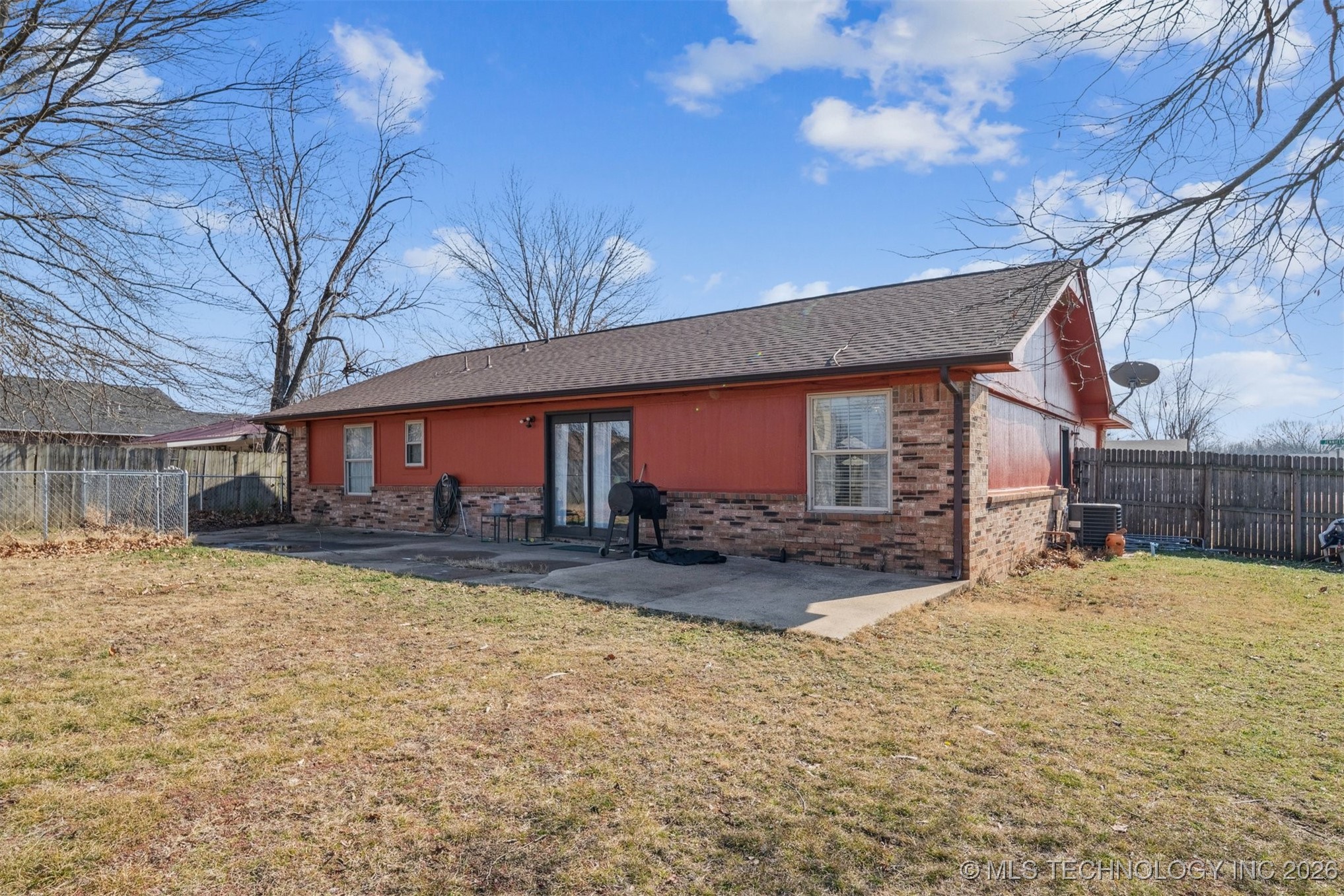 3600 Jennifer Property Photo 23