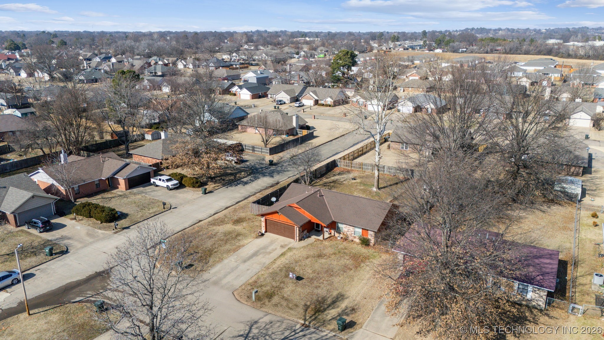 3600 Jennifer Property Photo 26