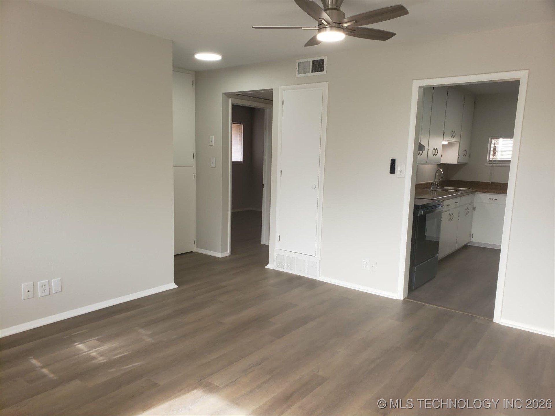 4008 State Street Property Photo 3