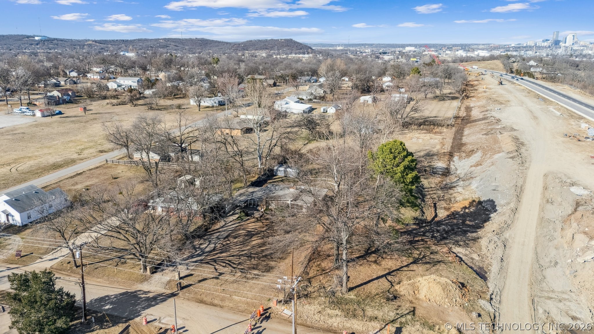 1315 W 49th Street Property Photo 35