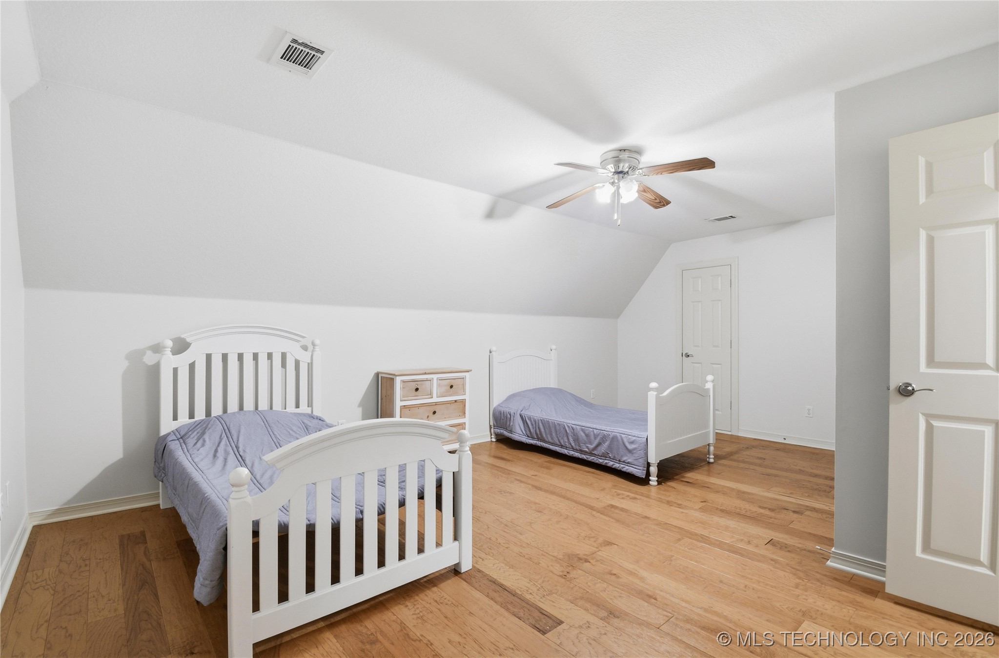 4912 E 104th Place Property Photo 32