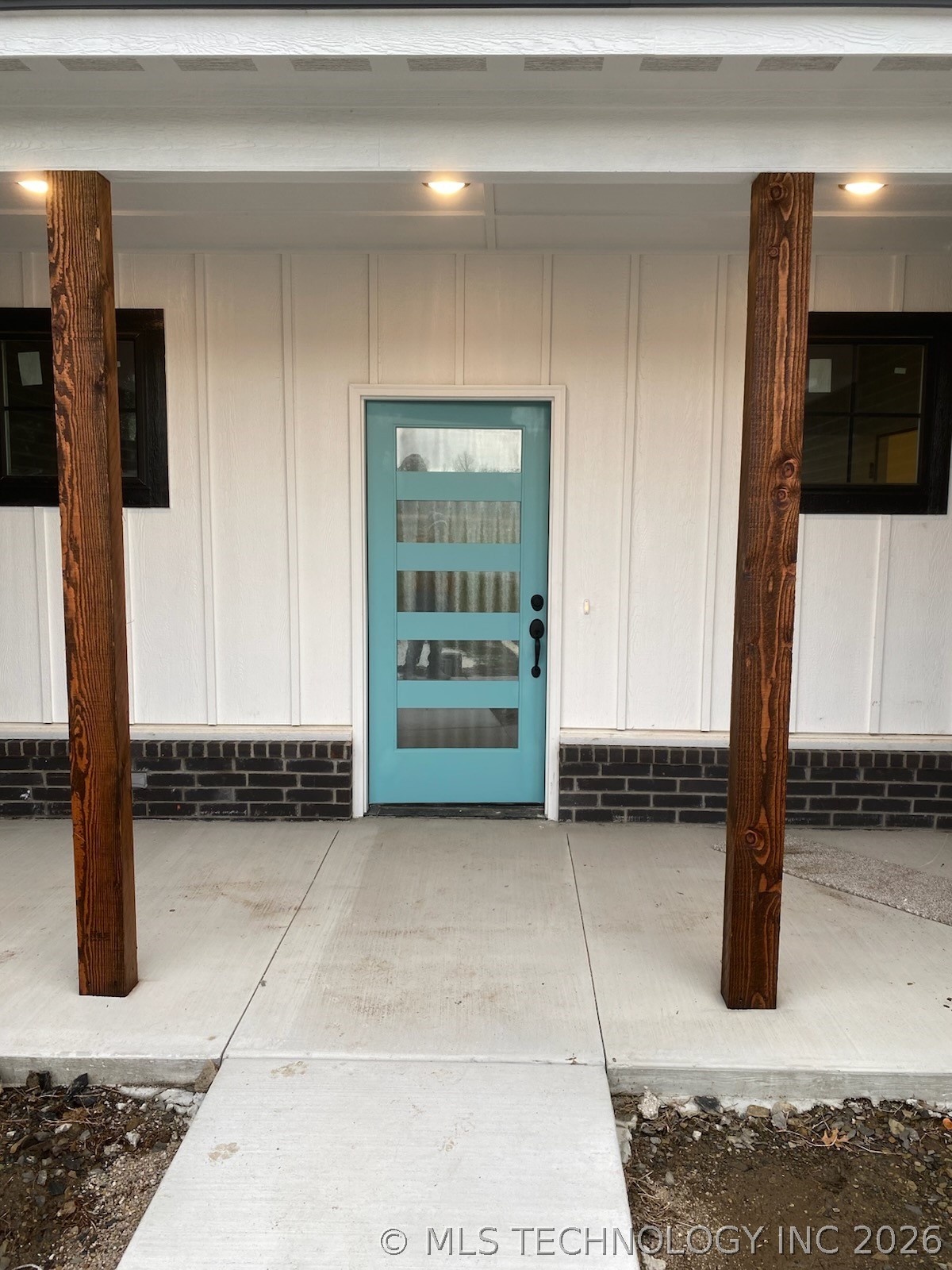 21481 S 4190 Road Property Photo 2