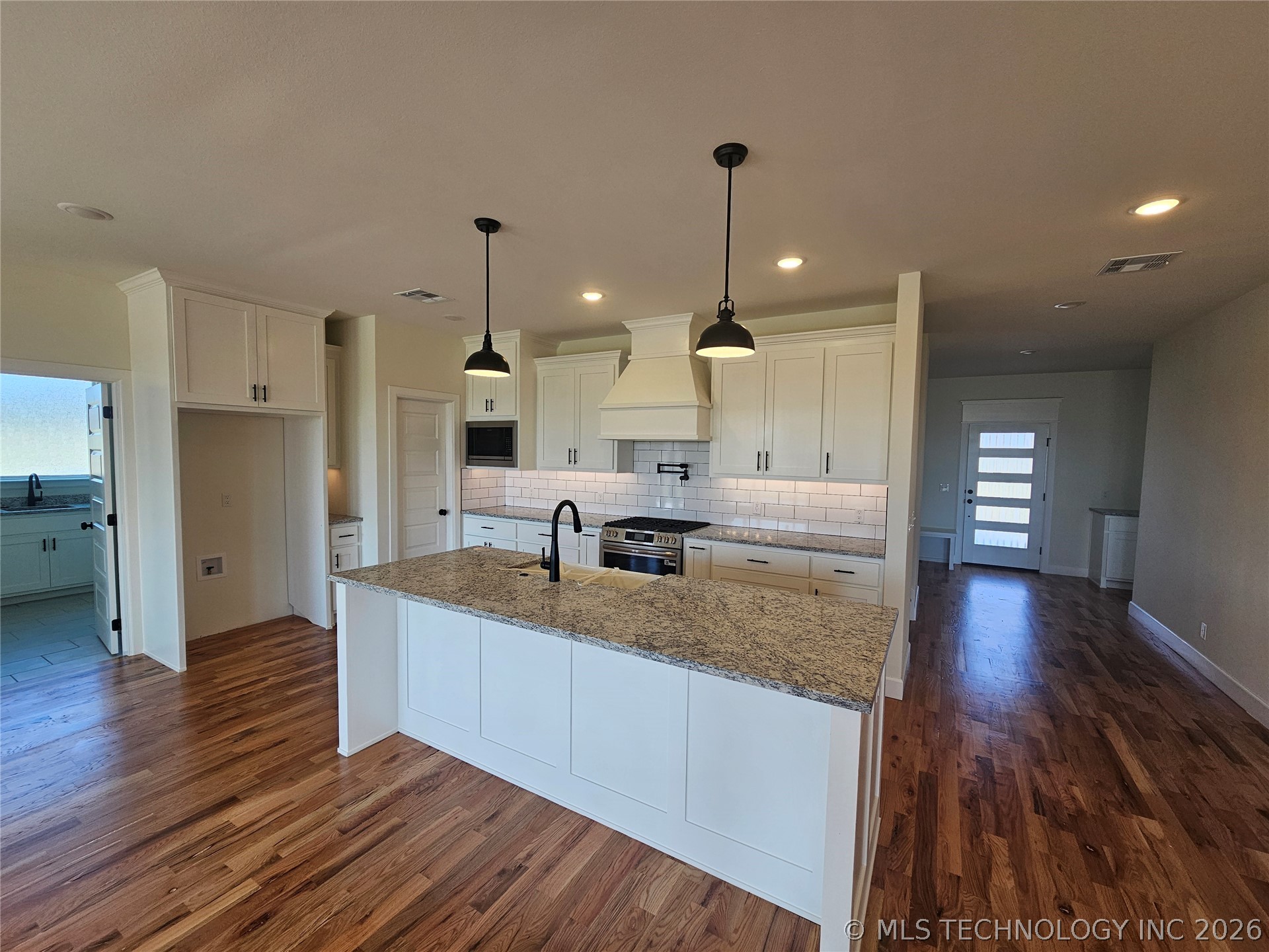 21481 S 4190 Road Property Photo 3