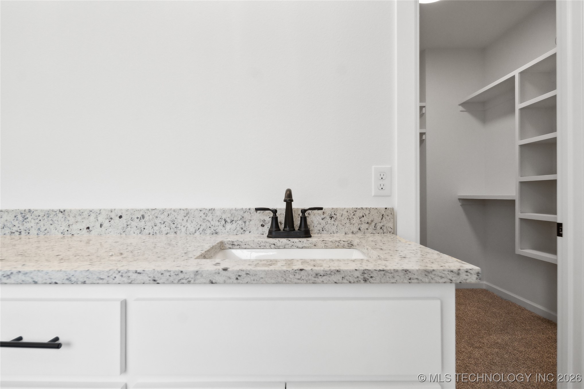 21481 S 4190 Road Property Photo 16