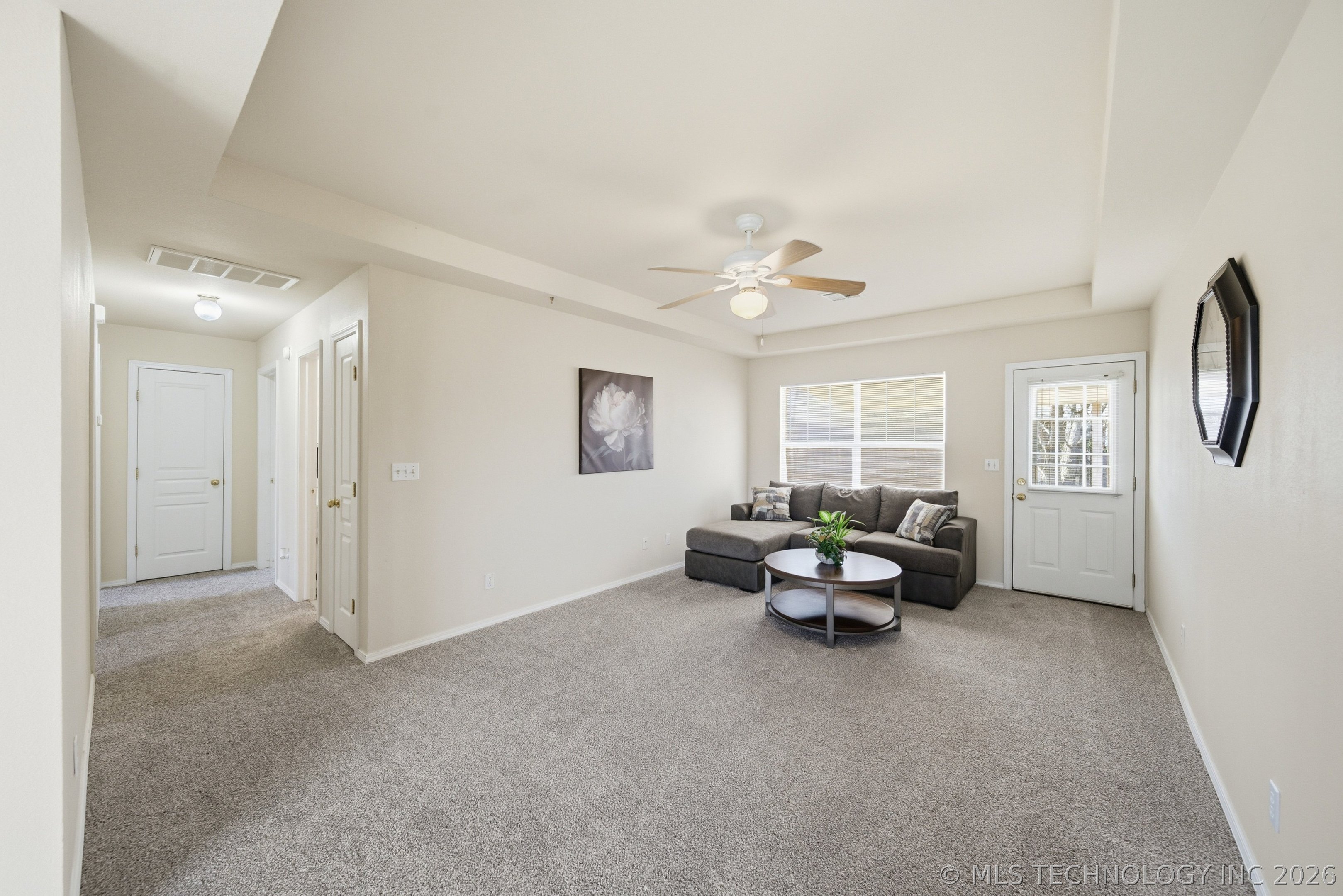 2310 S Hickory Street Property Photo 5