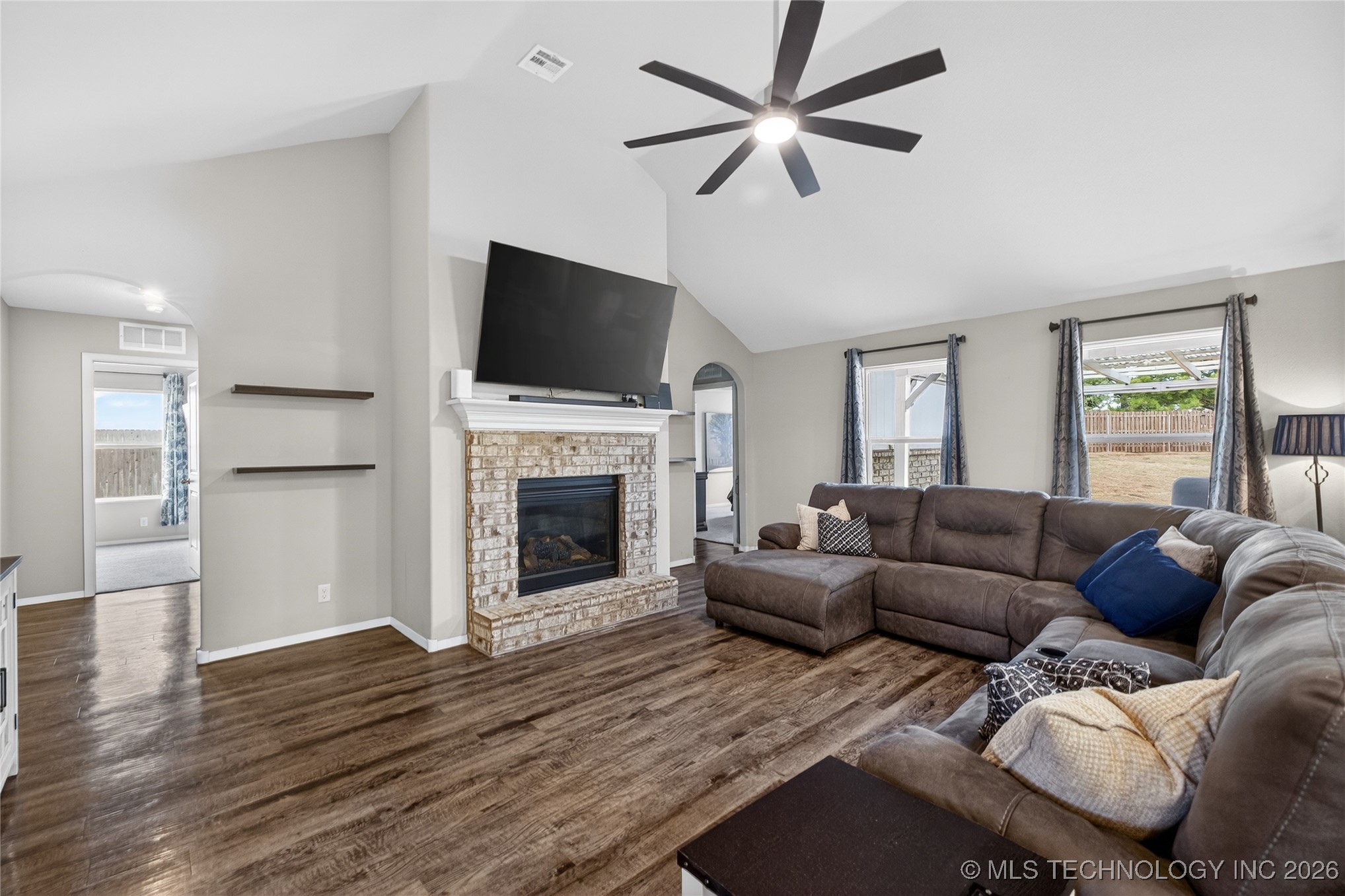 3206 W Baton Rouge Place Property Photo 9