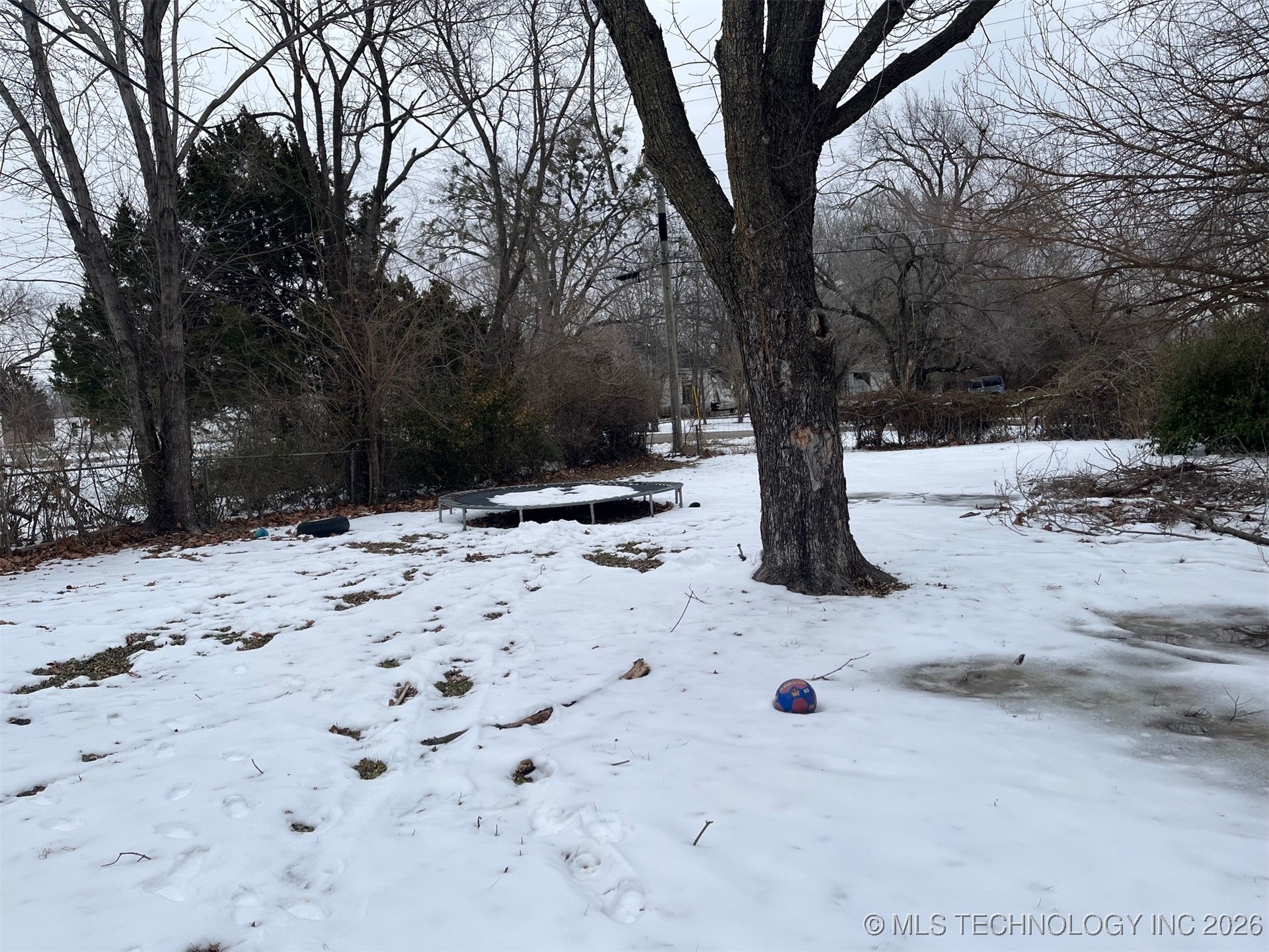 340 N Oak Street Property Photo 10