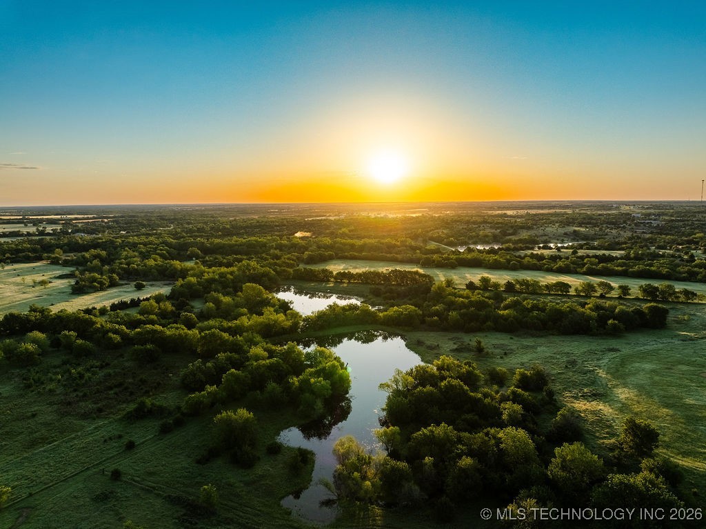 10 N Washington Street Property Photo 4