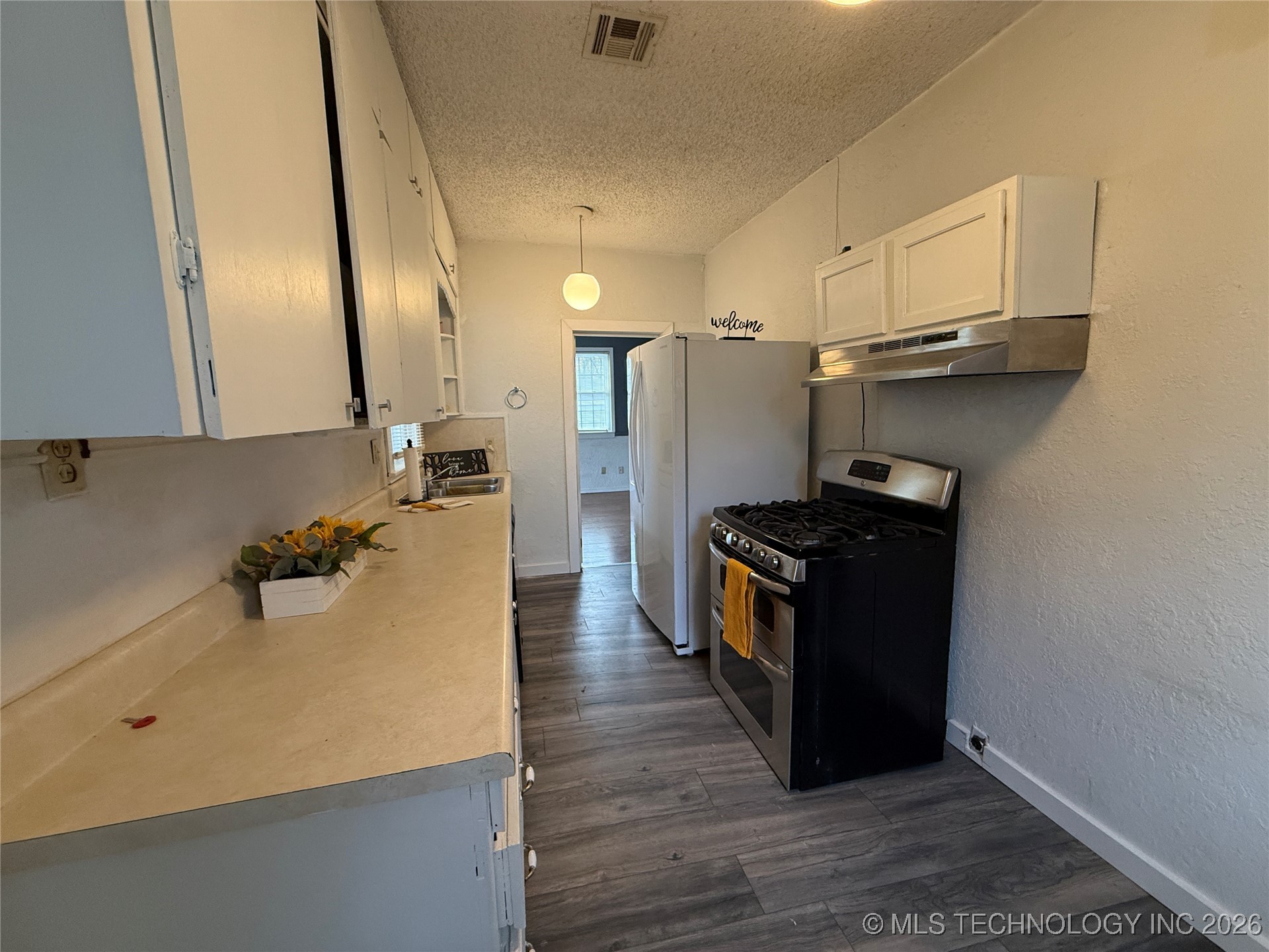 608 S 30th Street Property Photo 3