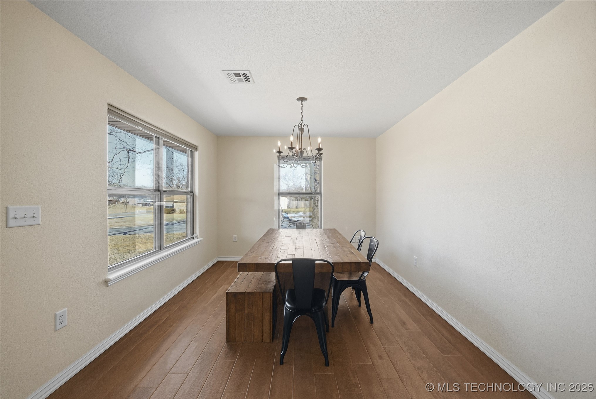 805 5th Street Property Photo 9