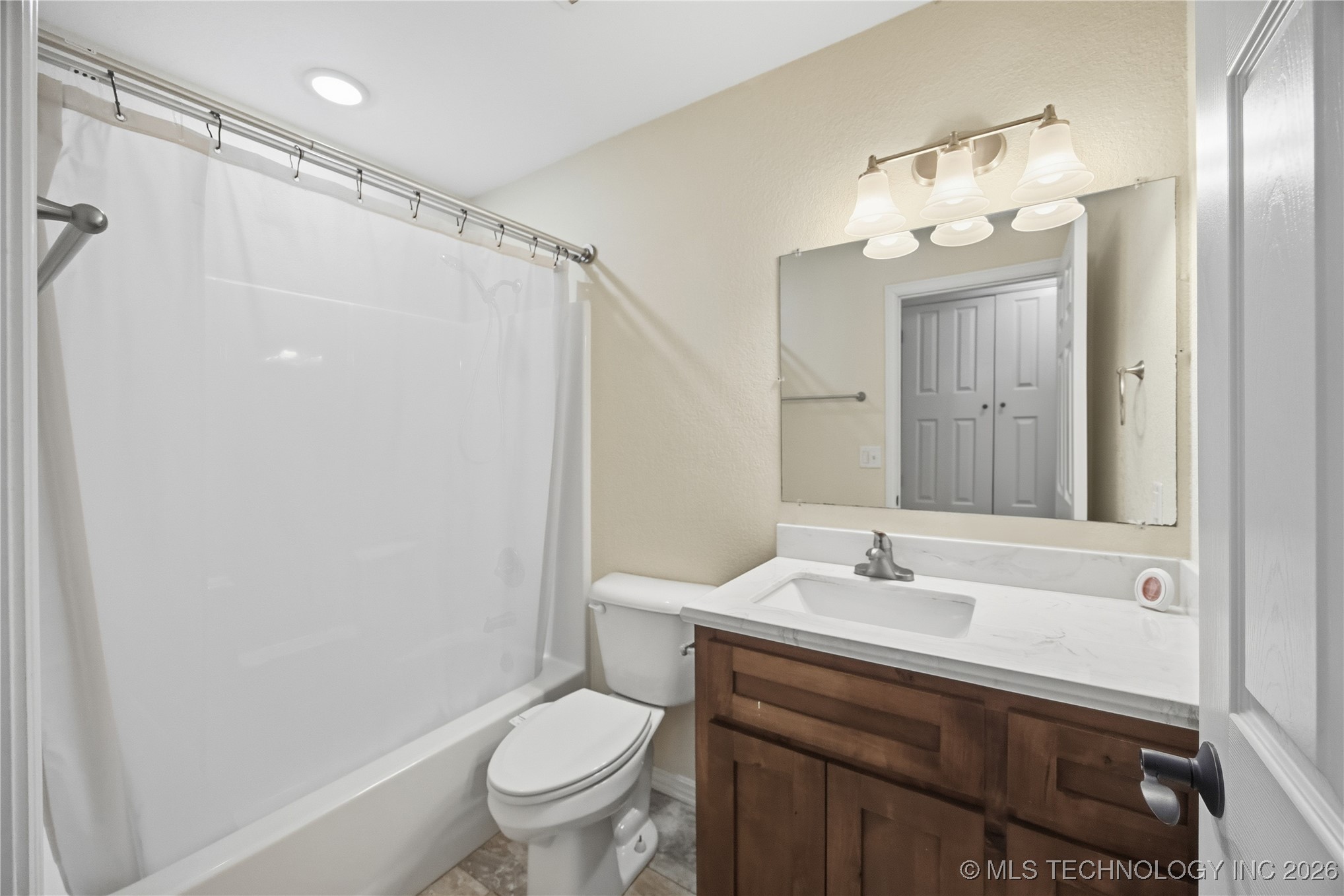 805 5th Street Property Photo 12