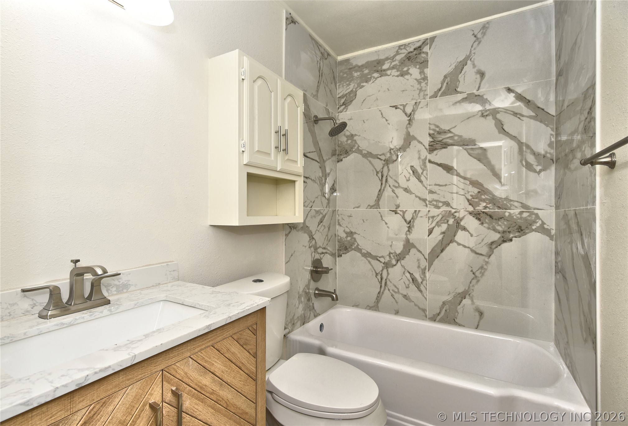 6329 E 4th Place Property Photo 12