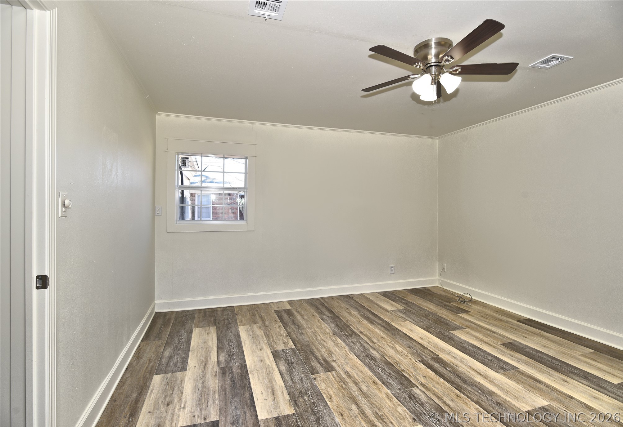 6329 E 4th Place Property Photo 13