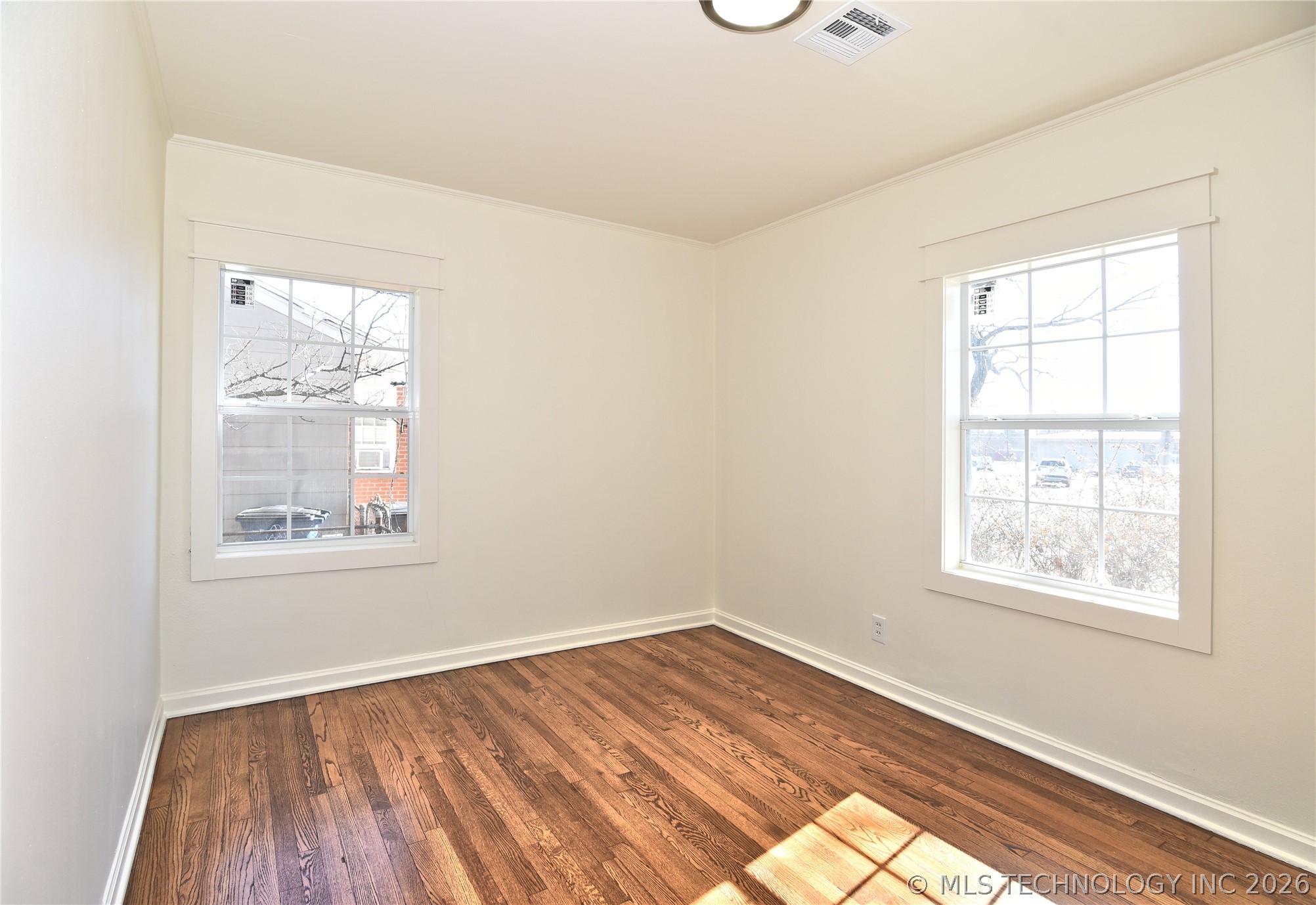 6329 E 4th Place Property Photo 15