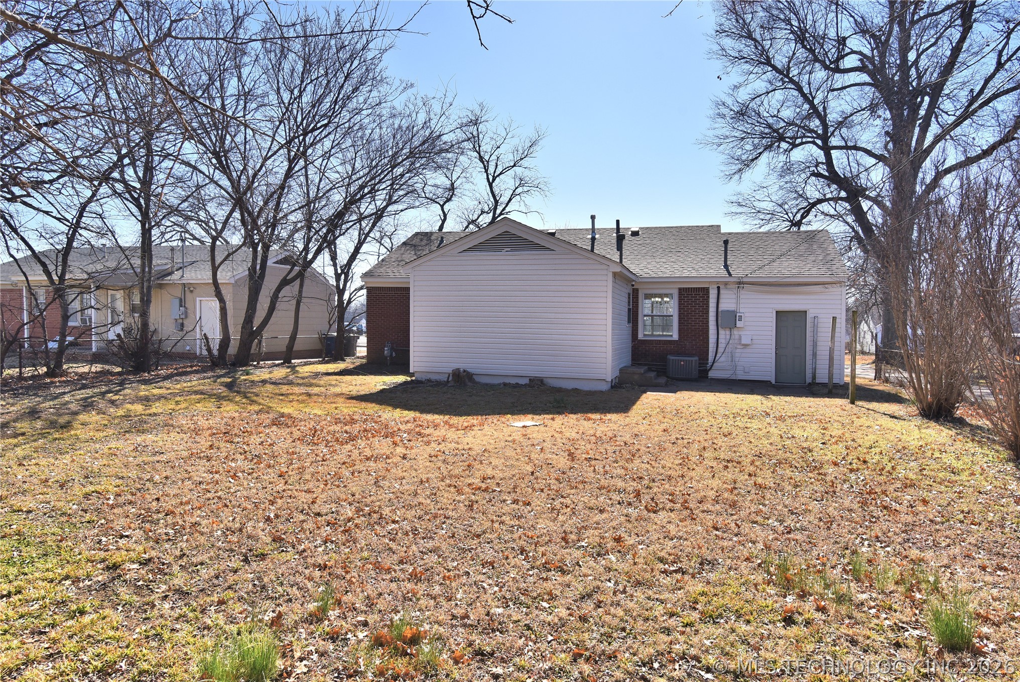 6329 E 4th Place Property Photo 22