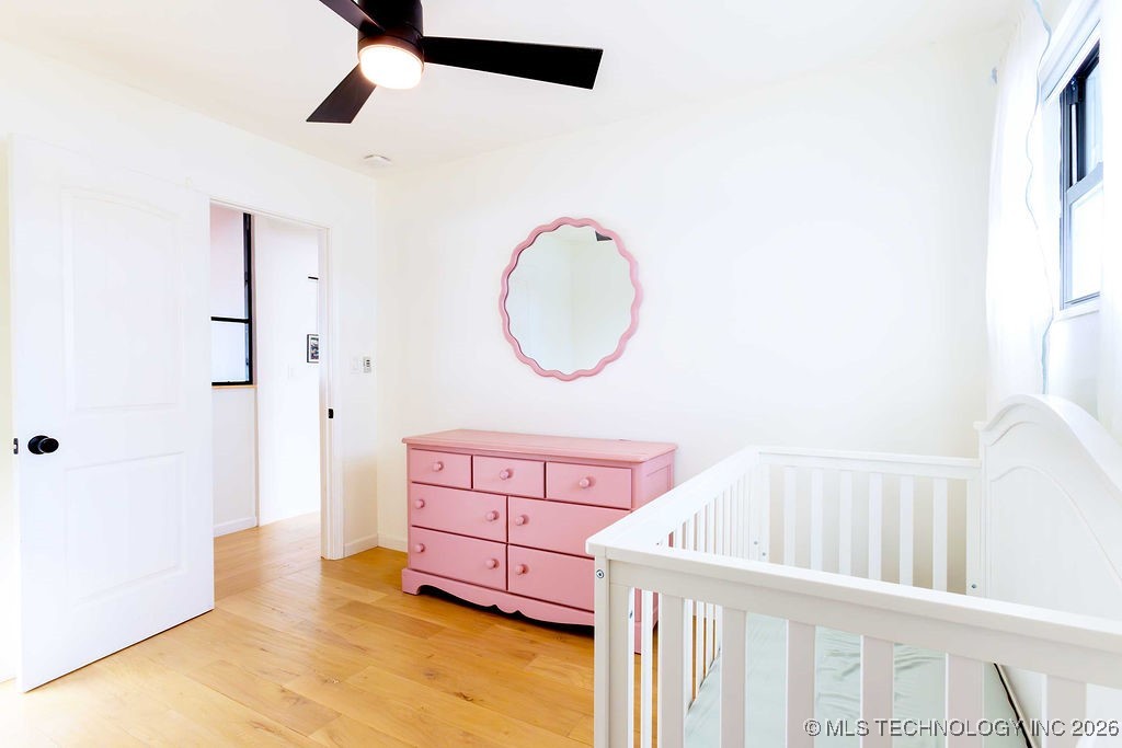 2709 E 61st Street Property Photo 28