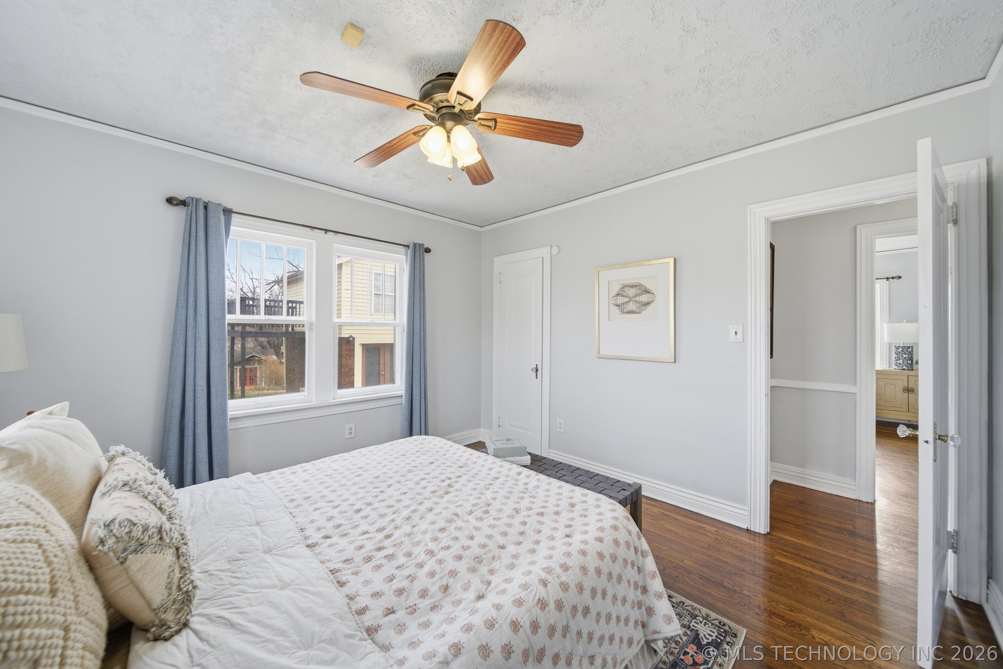 1211 S Jackson Avenue Property Photo 17