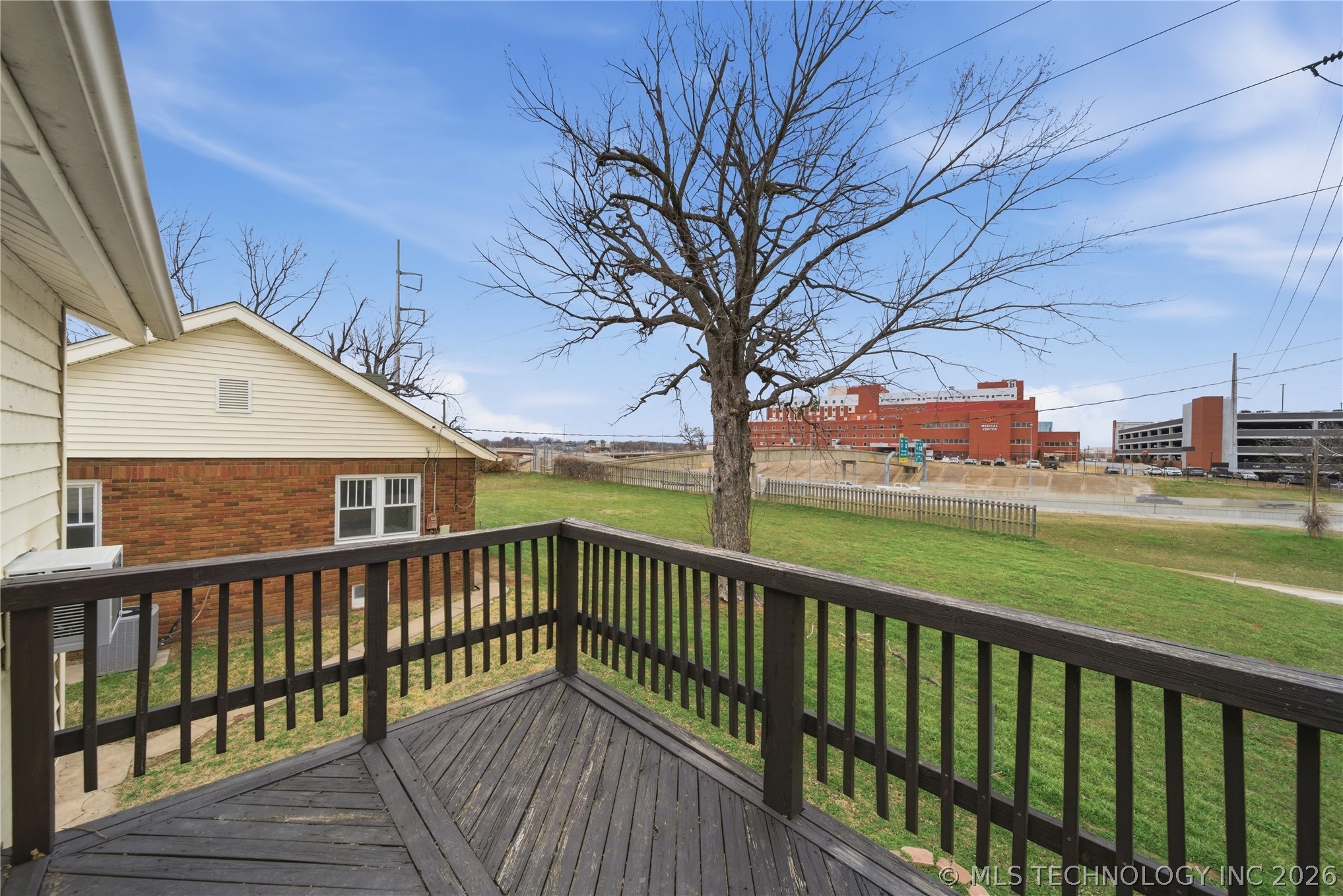 1211 S Jackson Avenue Property Photo 25