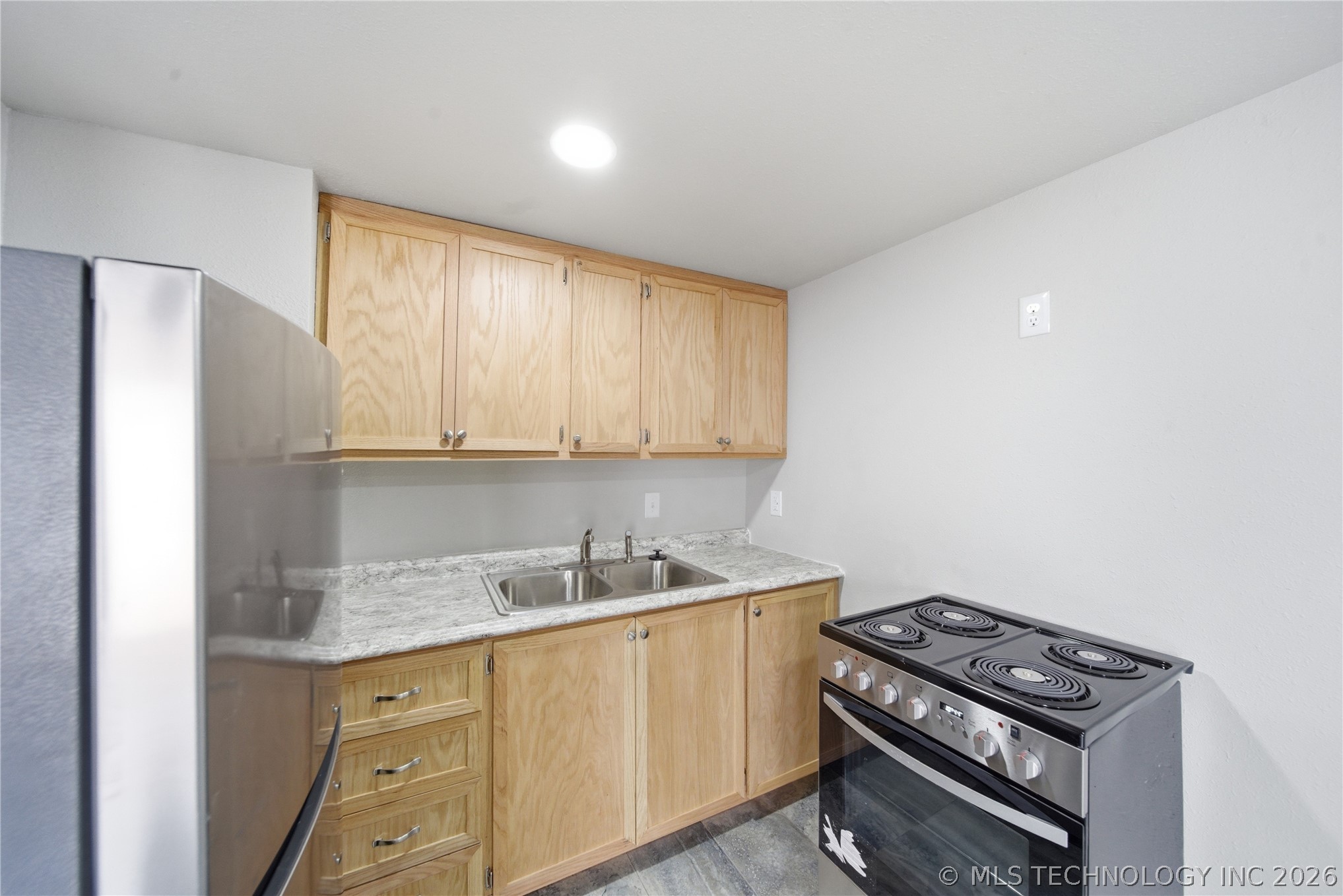 1211 S Jackson Avenue Property Photo 30