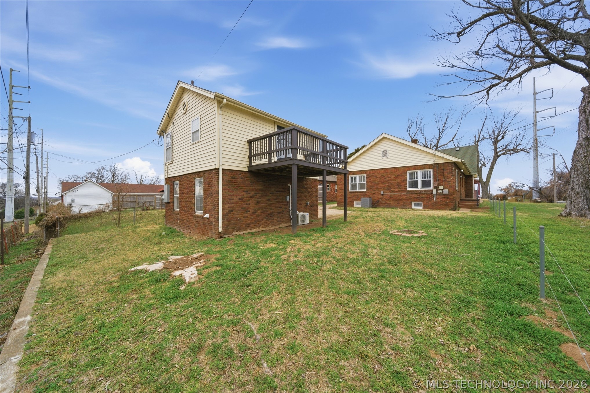 1211 S Jackson Avenue Property Photo 32