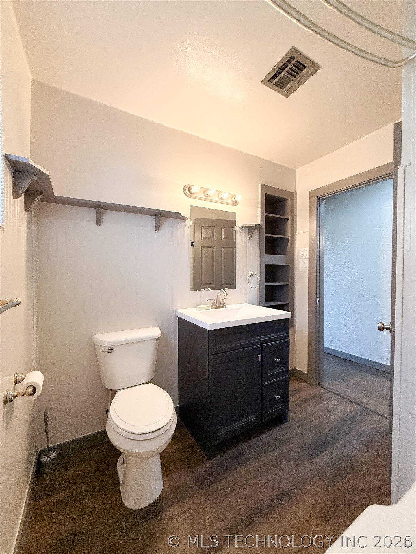 624 W Kirk Street Property Photo 22