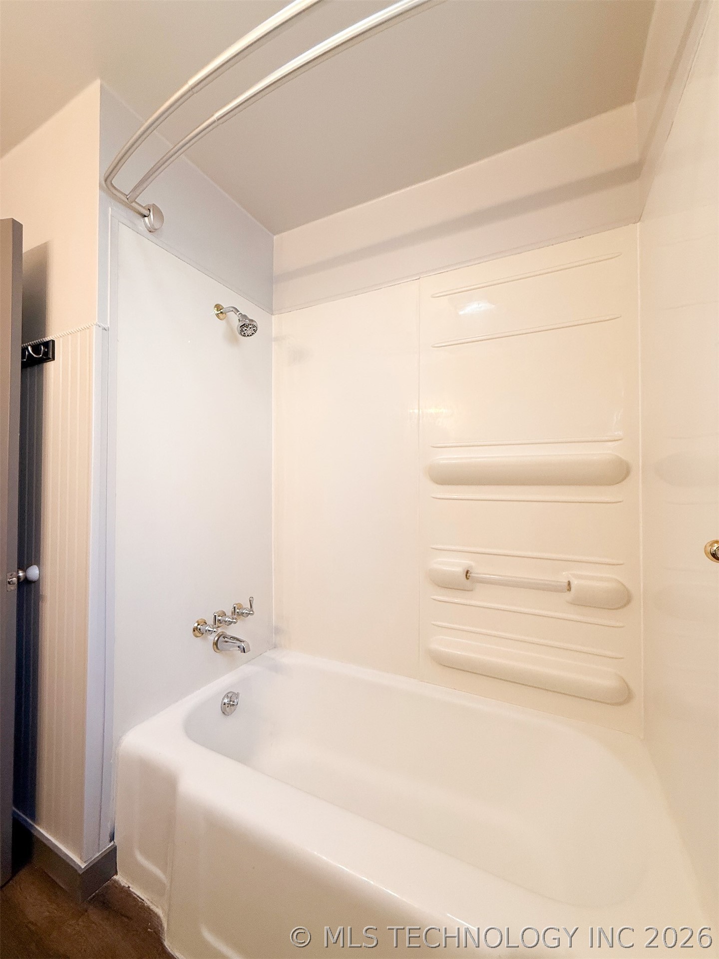 624 W Kirk Street Property Photo 23